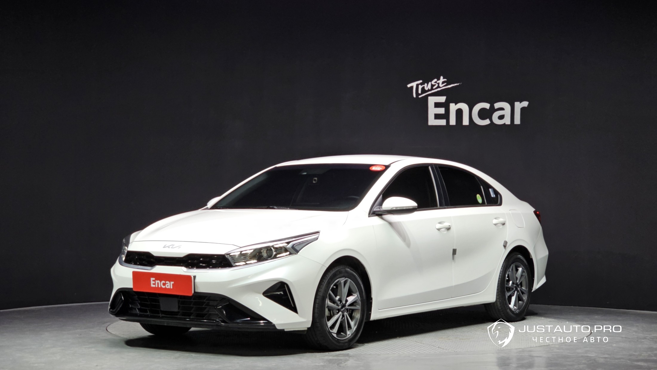 Автомобиль Kia K3