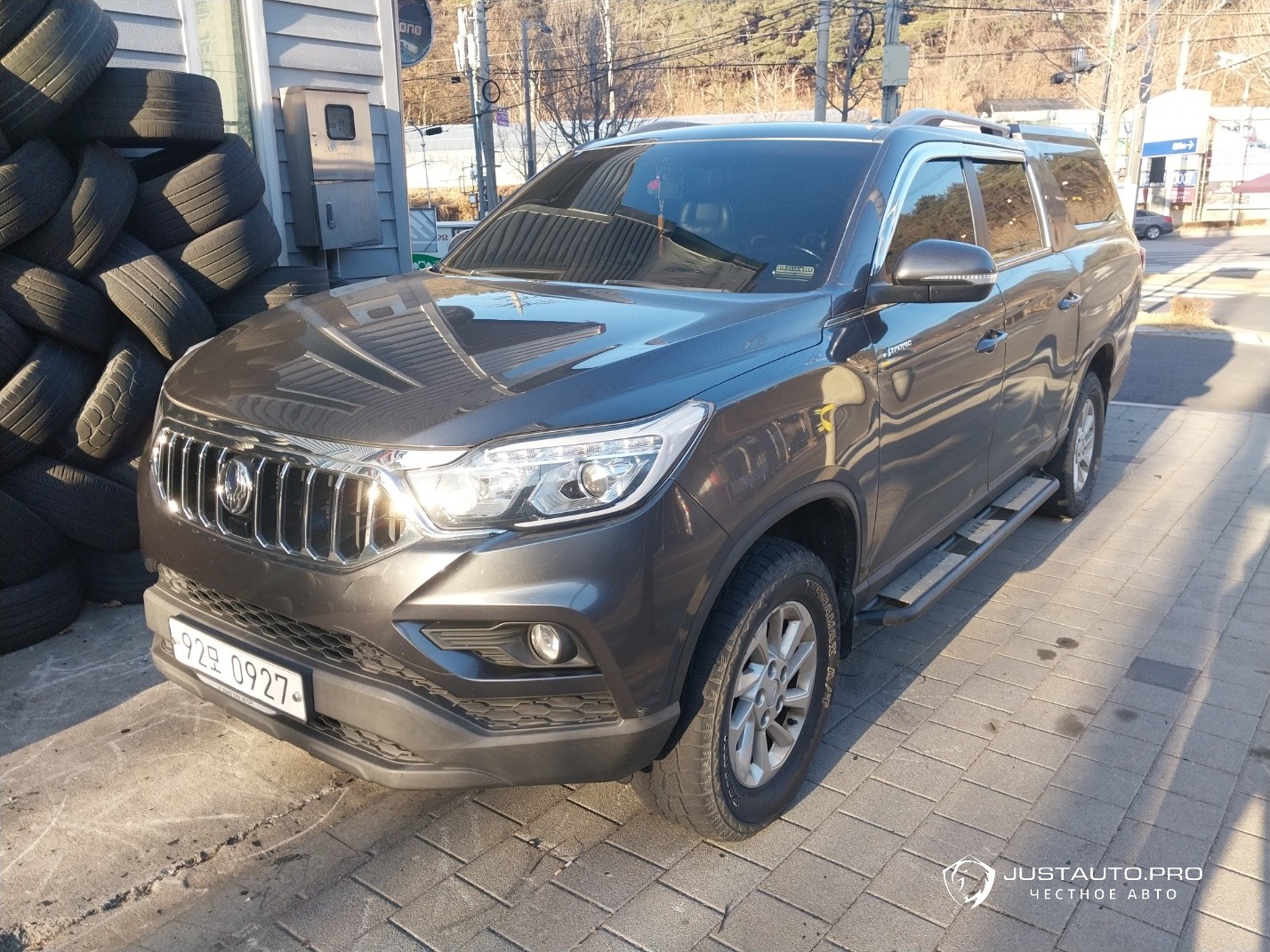 Автомобиль KG_Mobility_Ssangyong Rexton