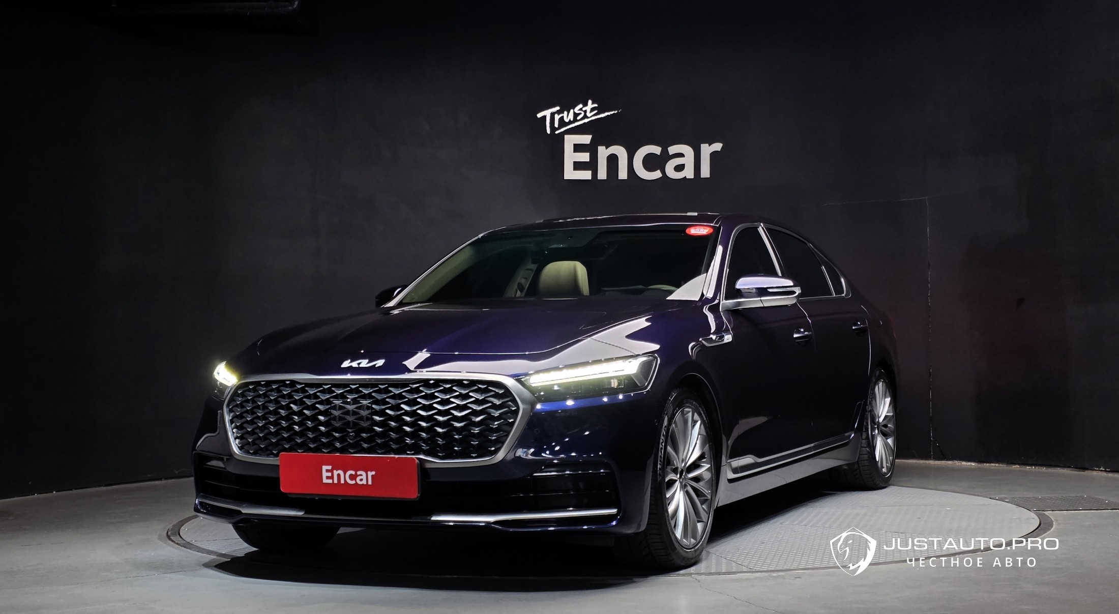 Автомобиль Kia K9