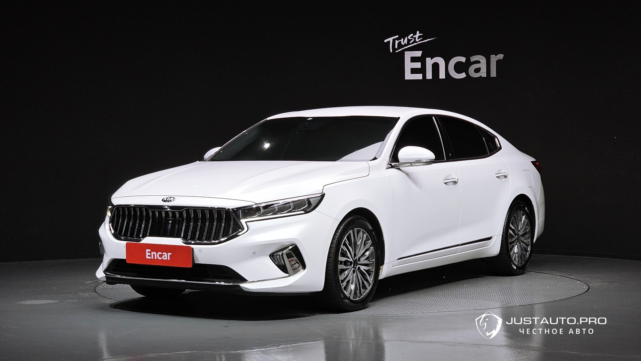 Автомобиль Kia K7