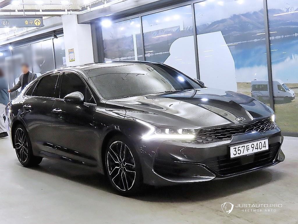 Автомобиль Kia K5