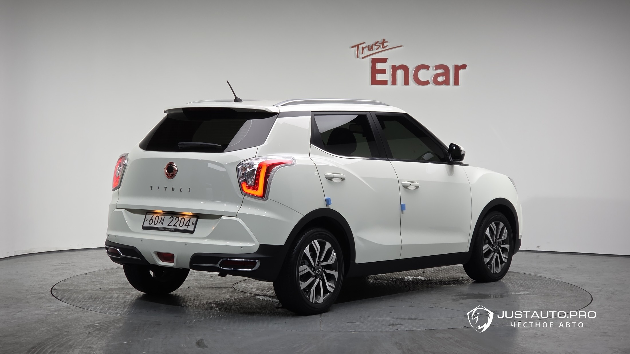 Автомобиль KG_Mobility_Ssangyong TIBOLI