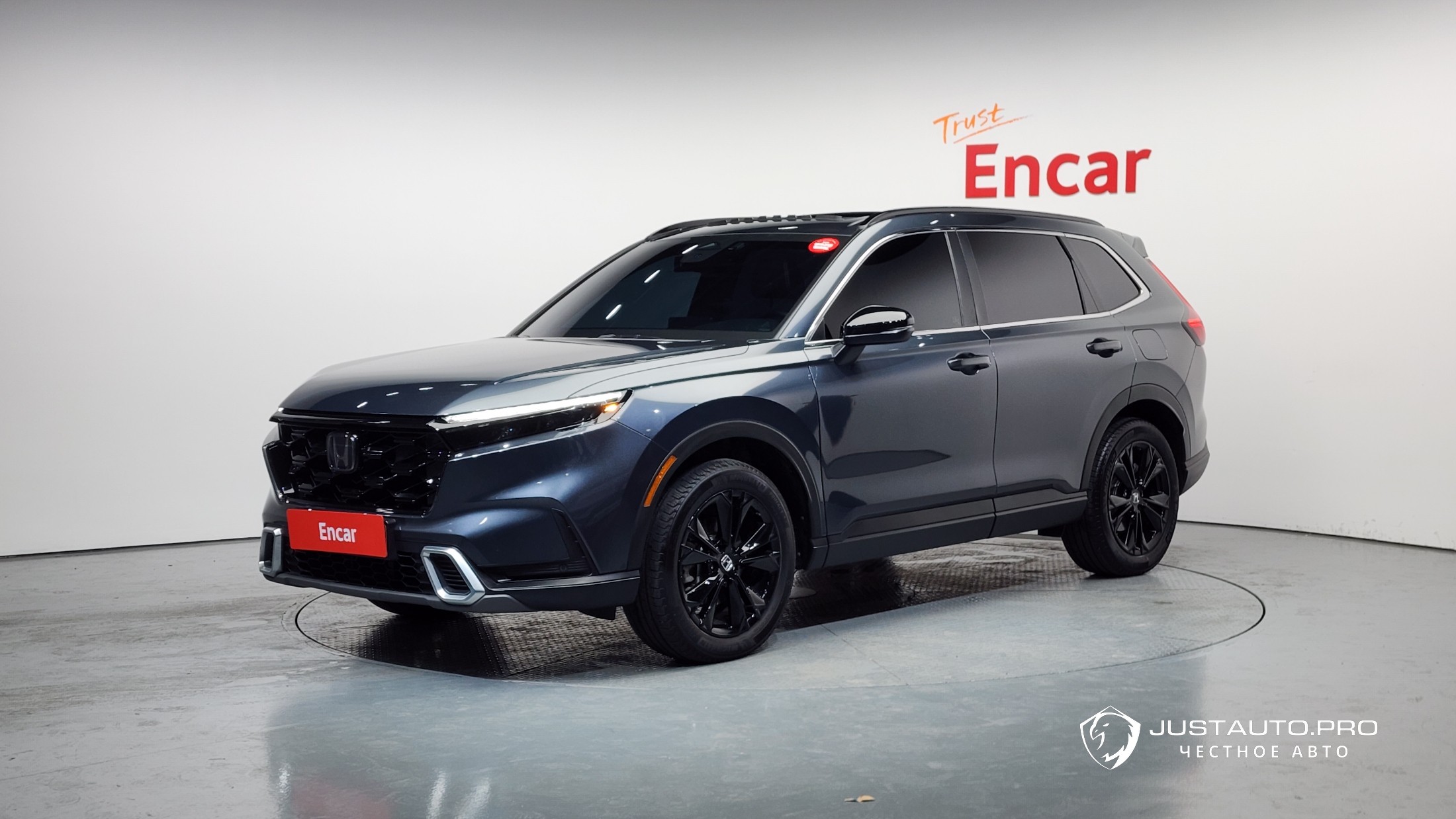 Автомобиль Honda CR-V