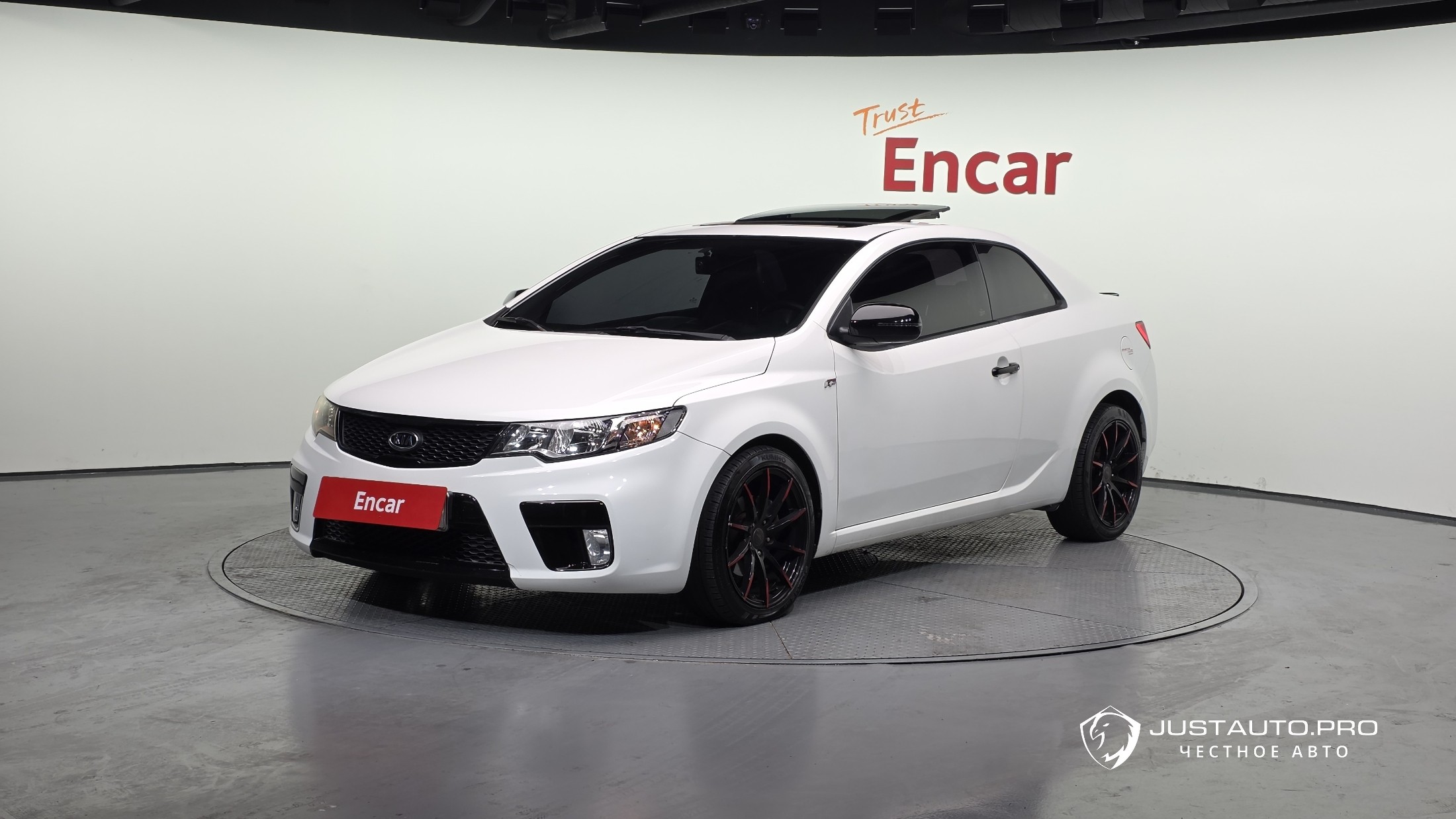 Автомобиль Kia Porte