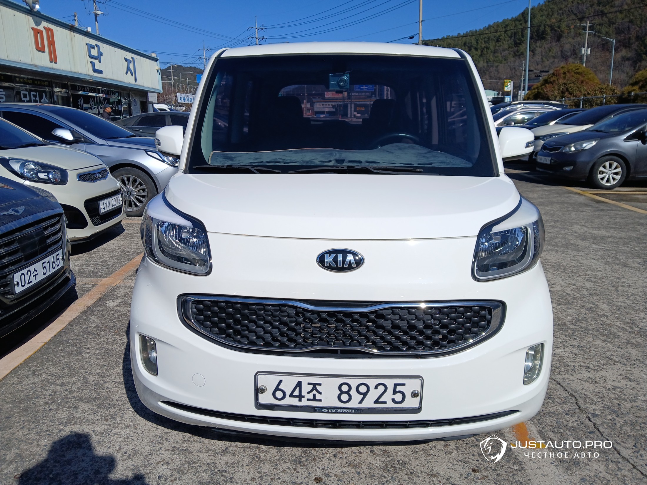 Автомобиль Kia RAY