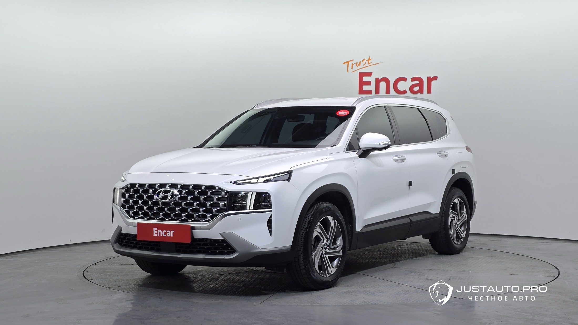 Автомобиль Hyundai Santafe