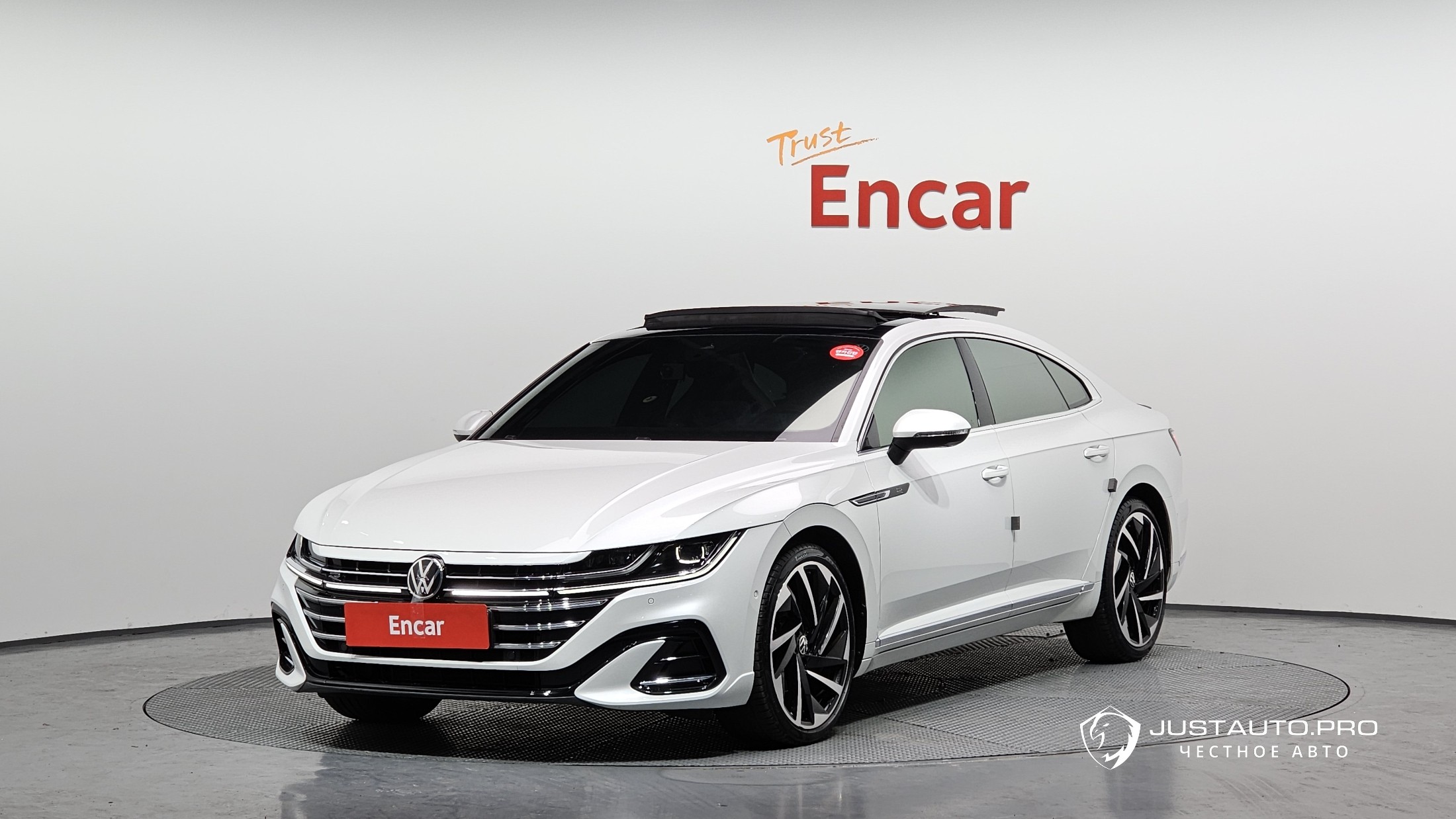 Автомобиль Volkswagen Arteon