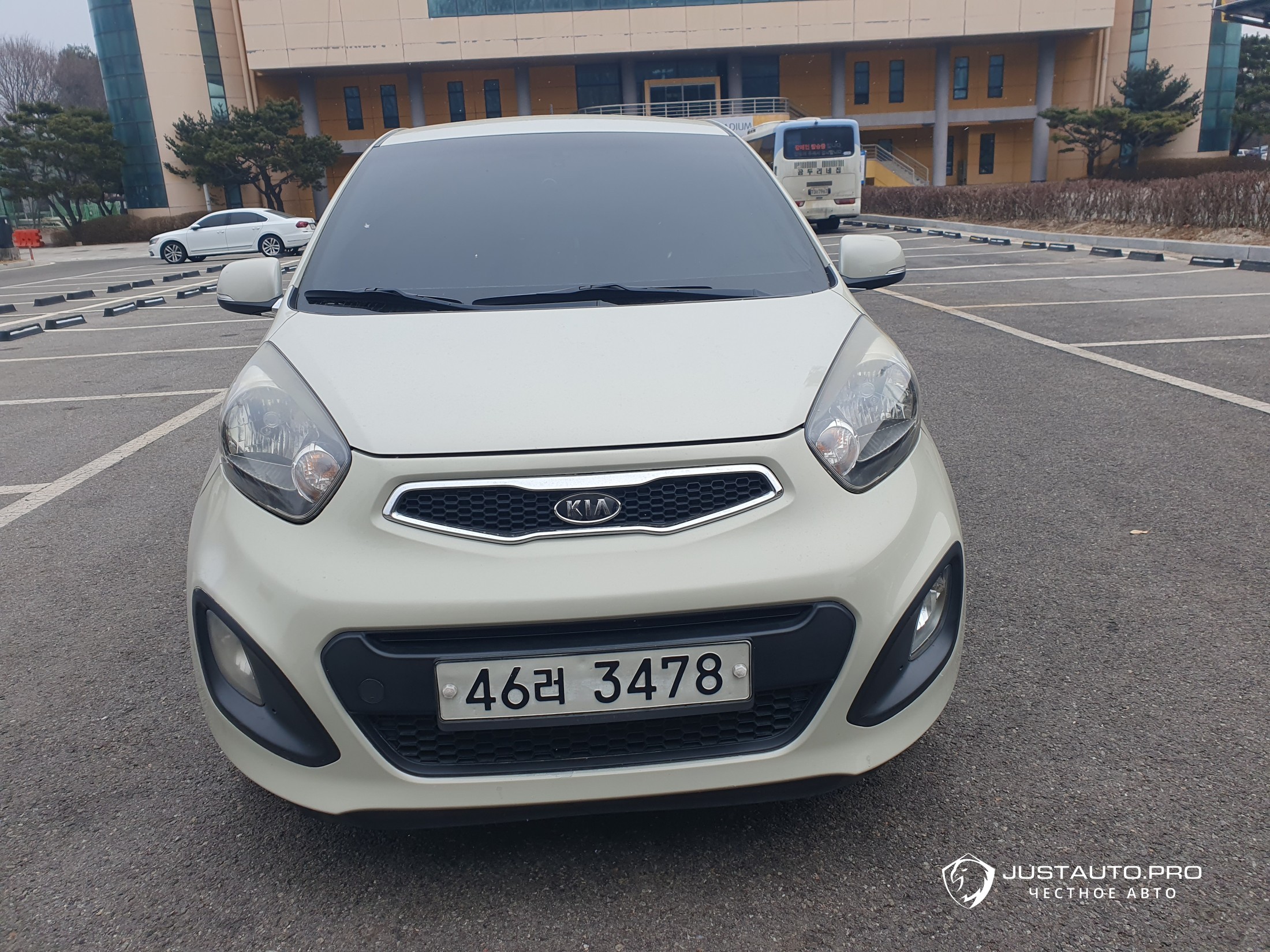 Автомобиль Kia morning