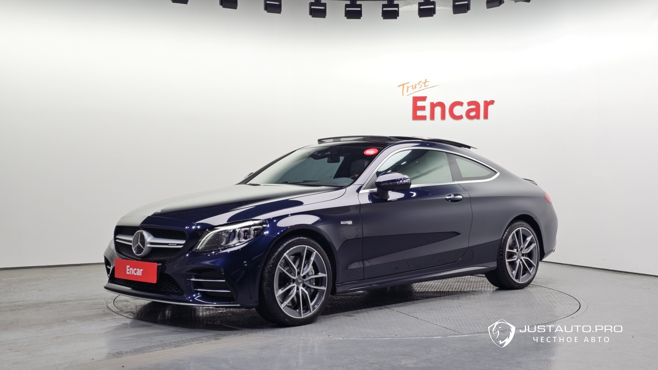 Автомобиль Mercedes-Benz C-Class