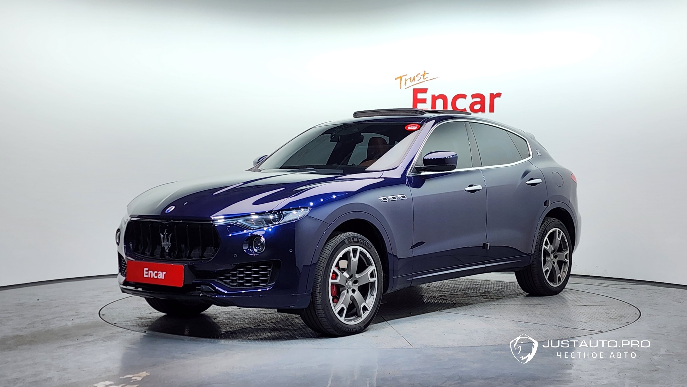 Автомобиль Maserati Levante
