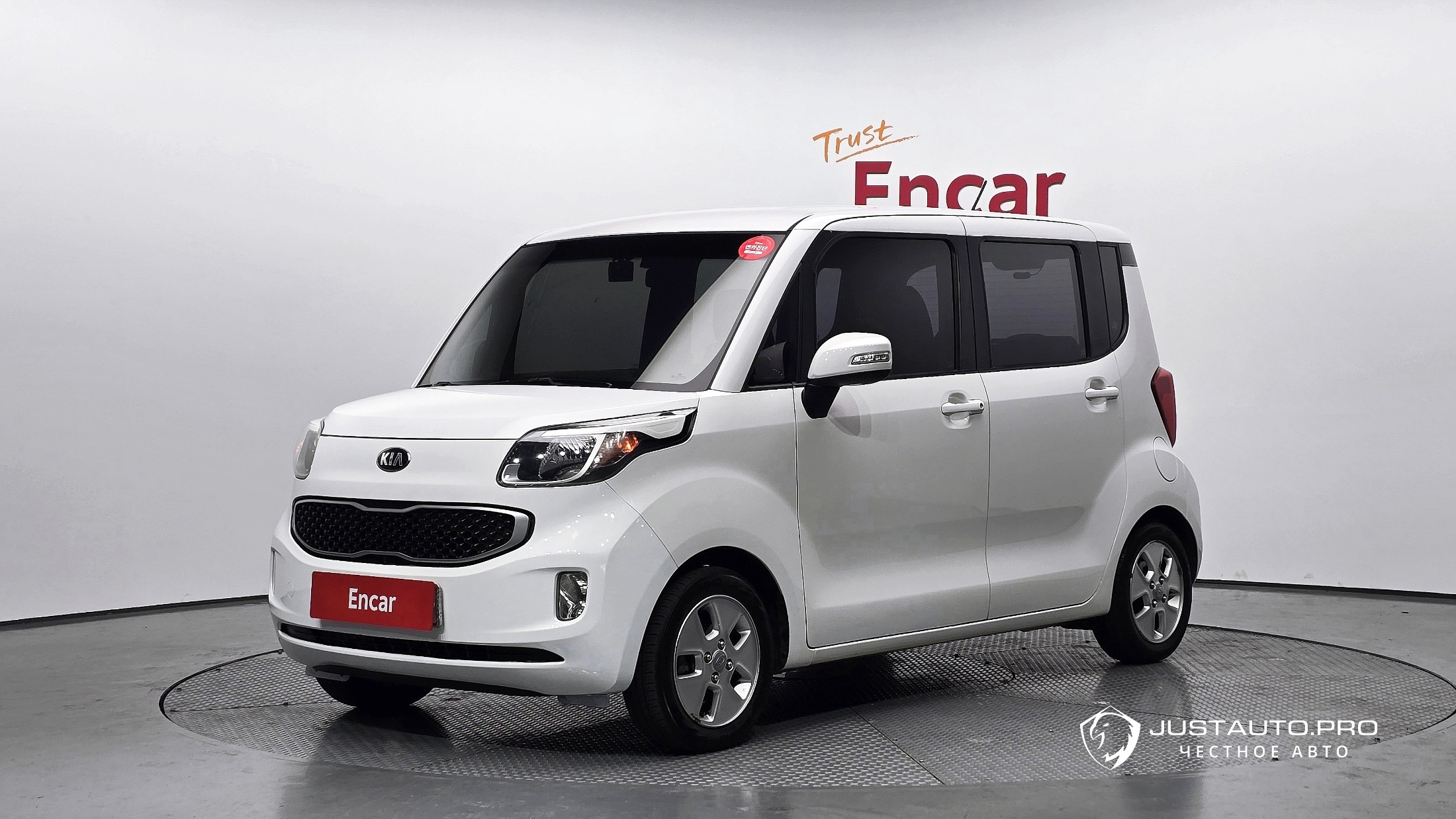 Автомобиль Kia RAY