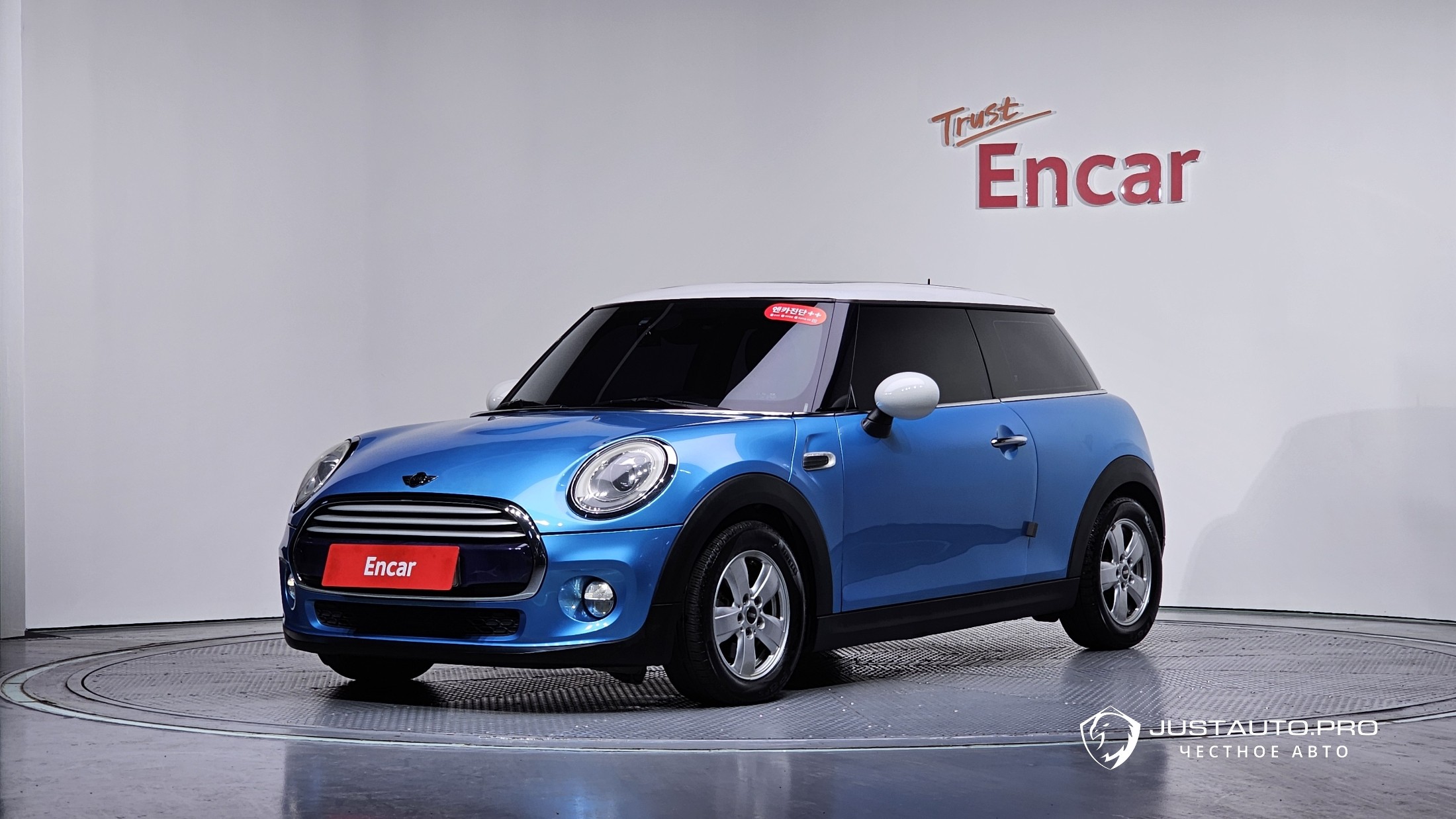 Автомобиль Mini Cooper