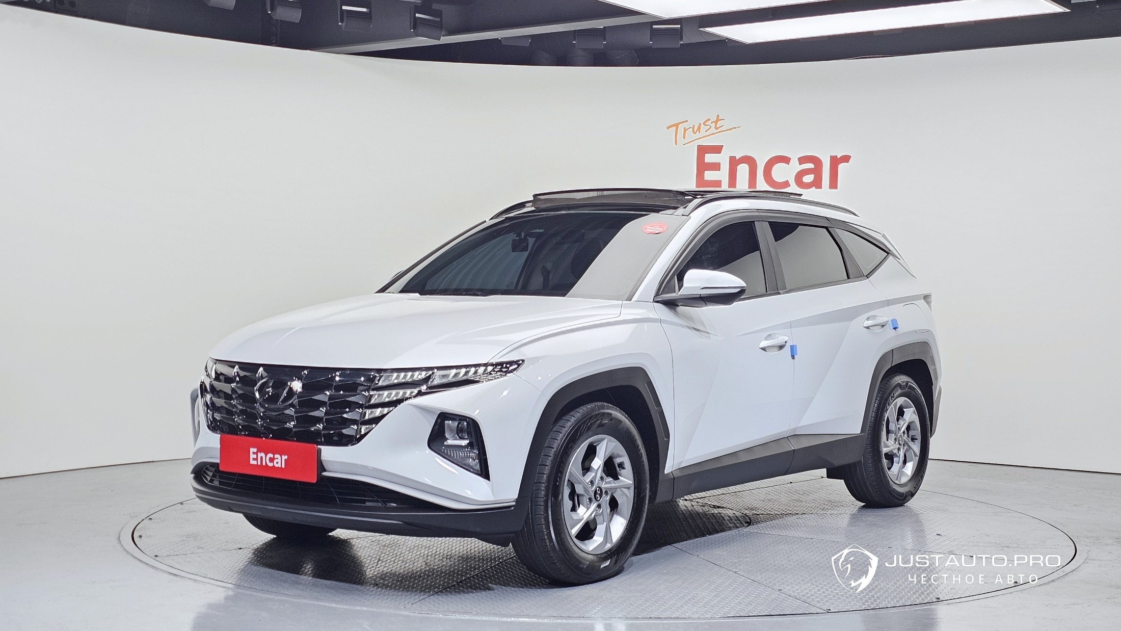Автомобиль Hyundai Tucson