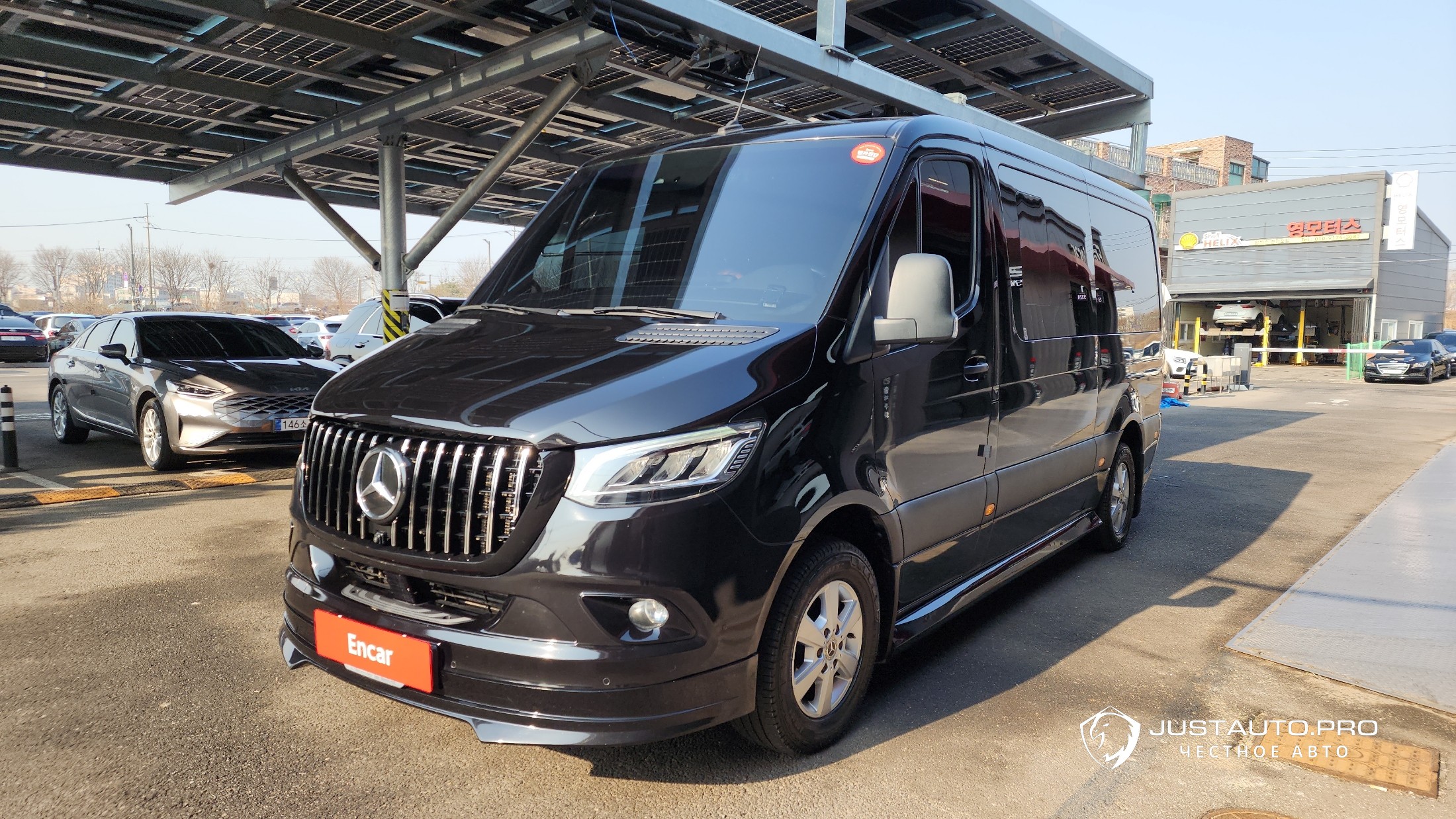 Автомобиль Mercedes-Benz Sprinter