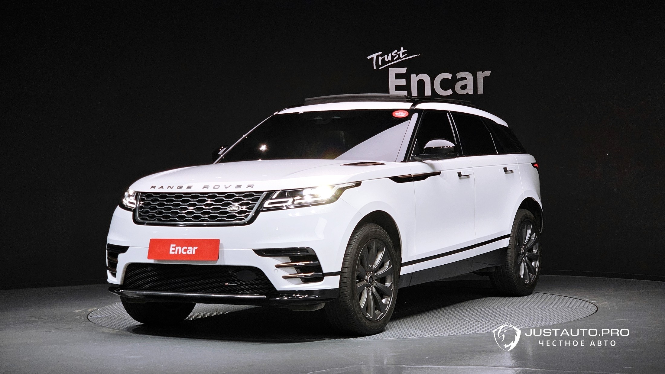 Автомобиль Land Rover Range Rover Velar