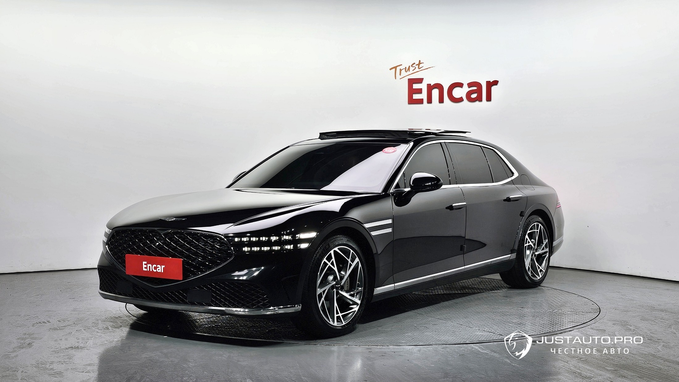 Автомобиль Genesis G90