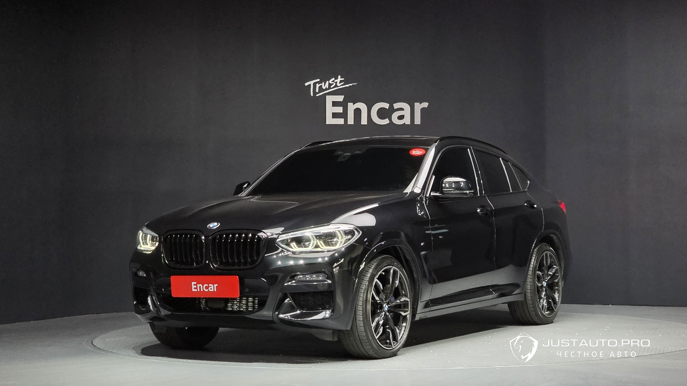Автомобиль BMW X4