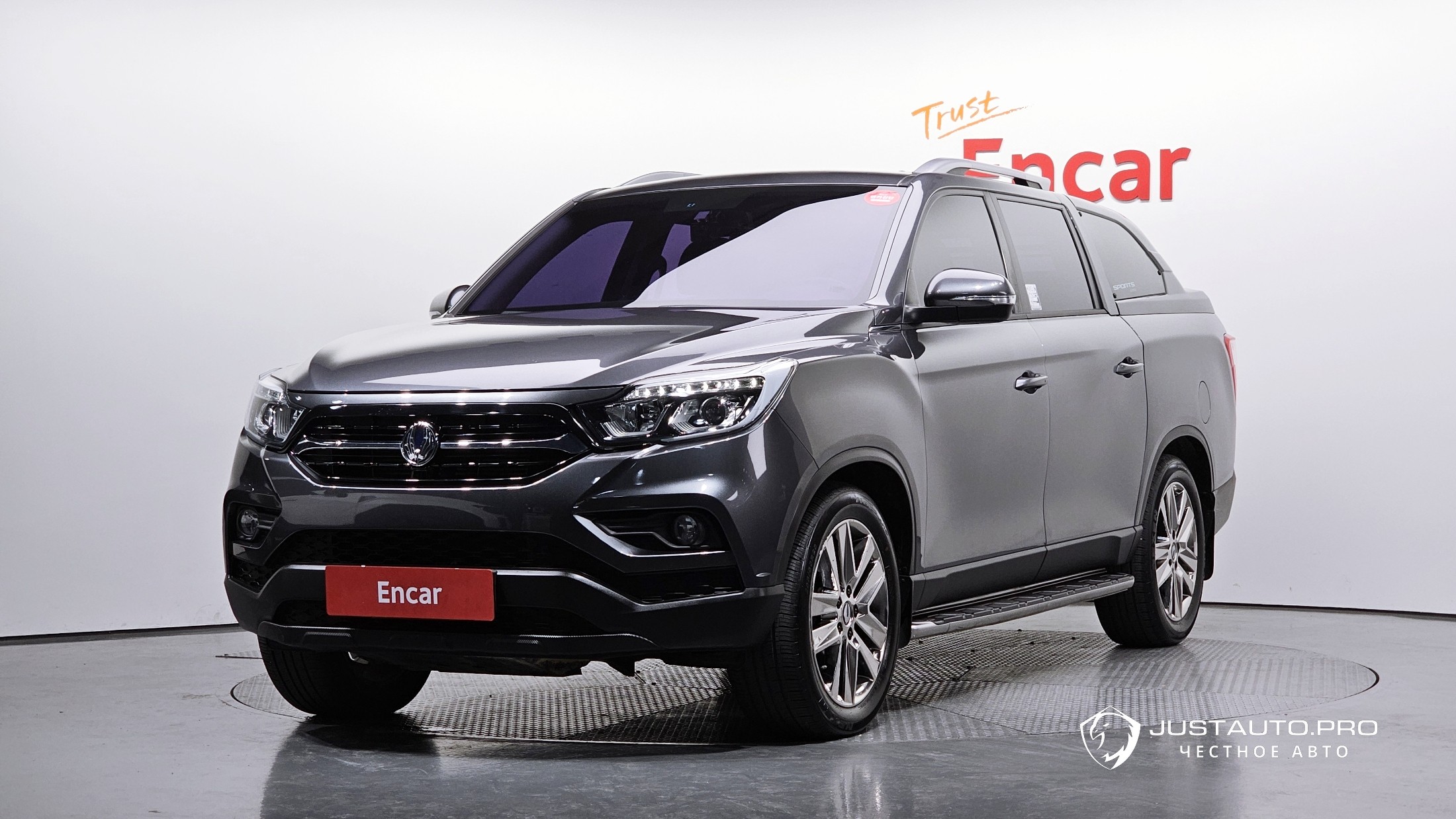 Автомобиль KG_Mobility_Ssangyong Rexton