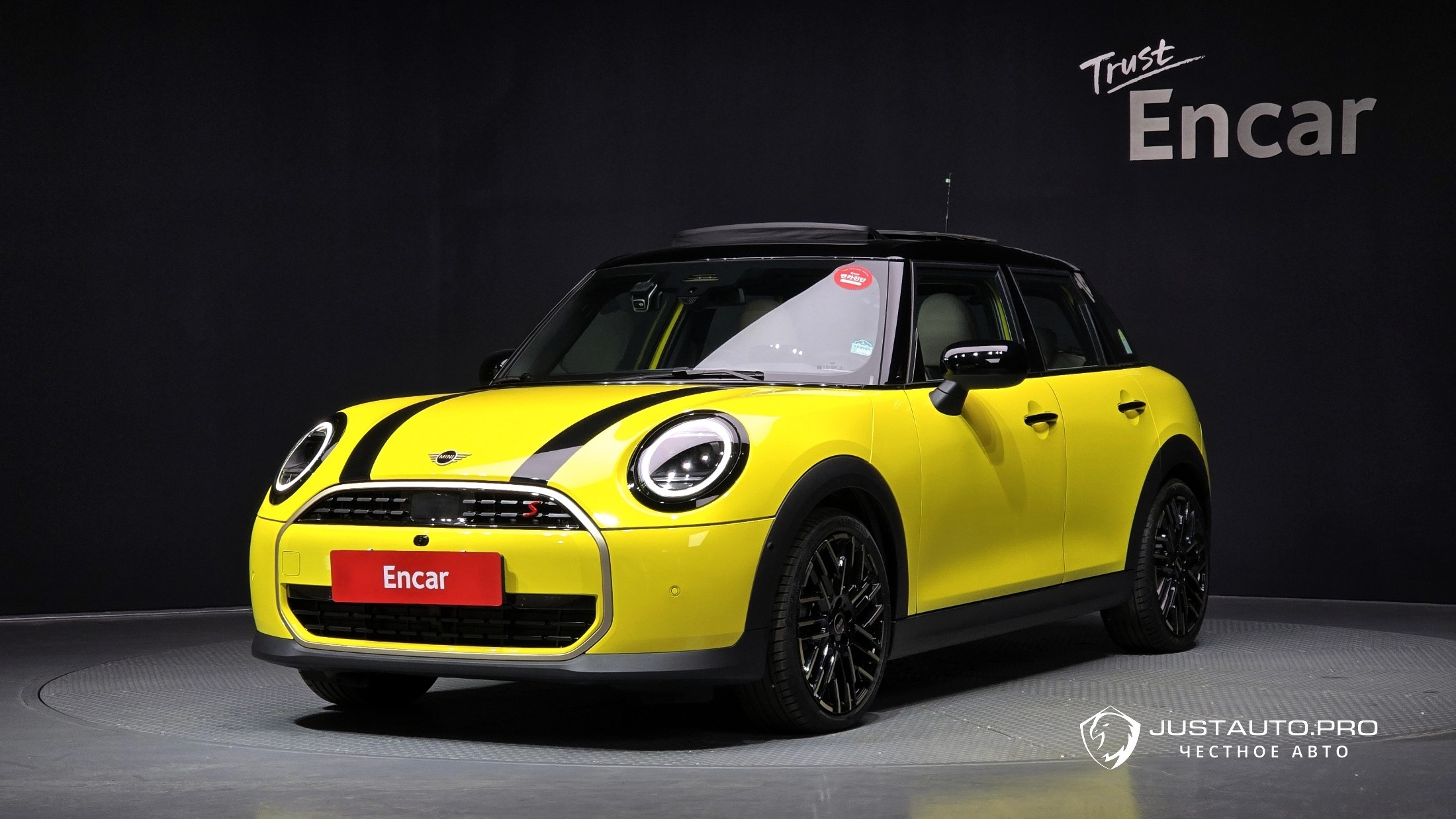 Автомобиль Mini Cooper