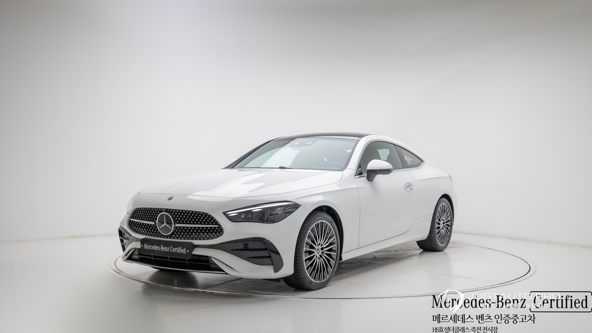 Автомобиль Mercedes-Benz CLE-Class