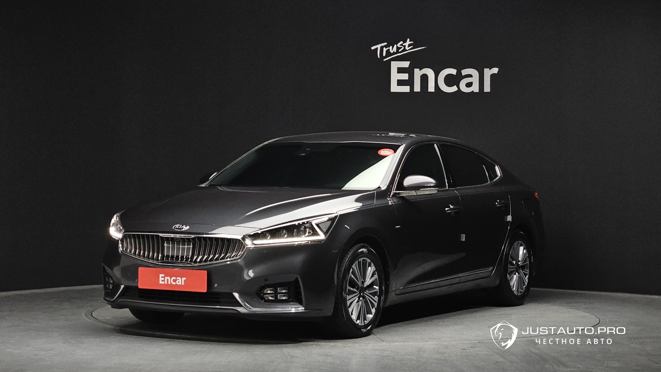 Автомобиль Kia K7