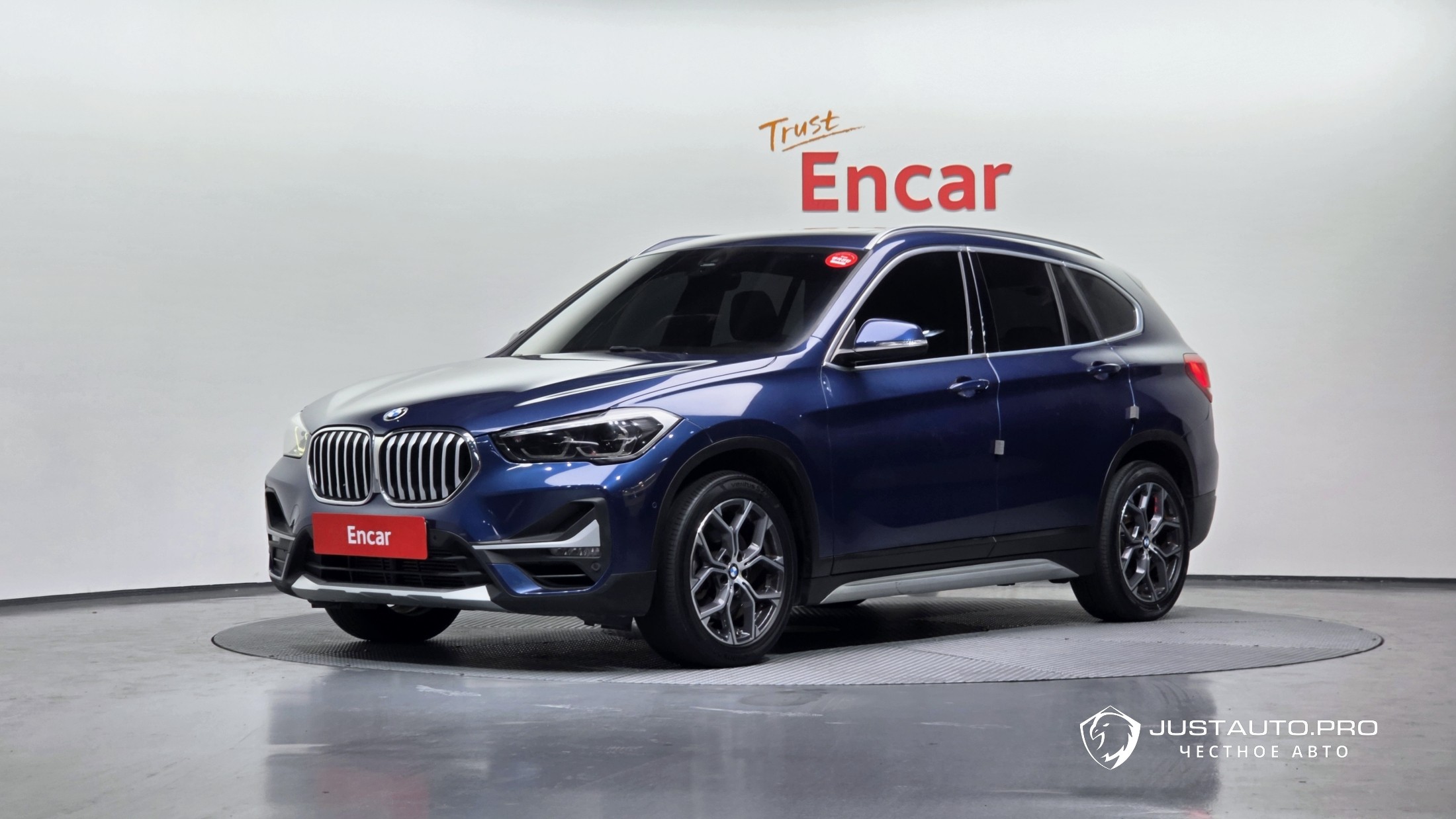 Автомобиль BMW X1