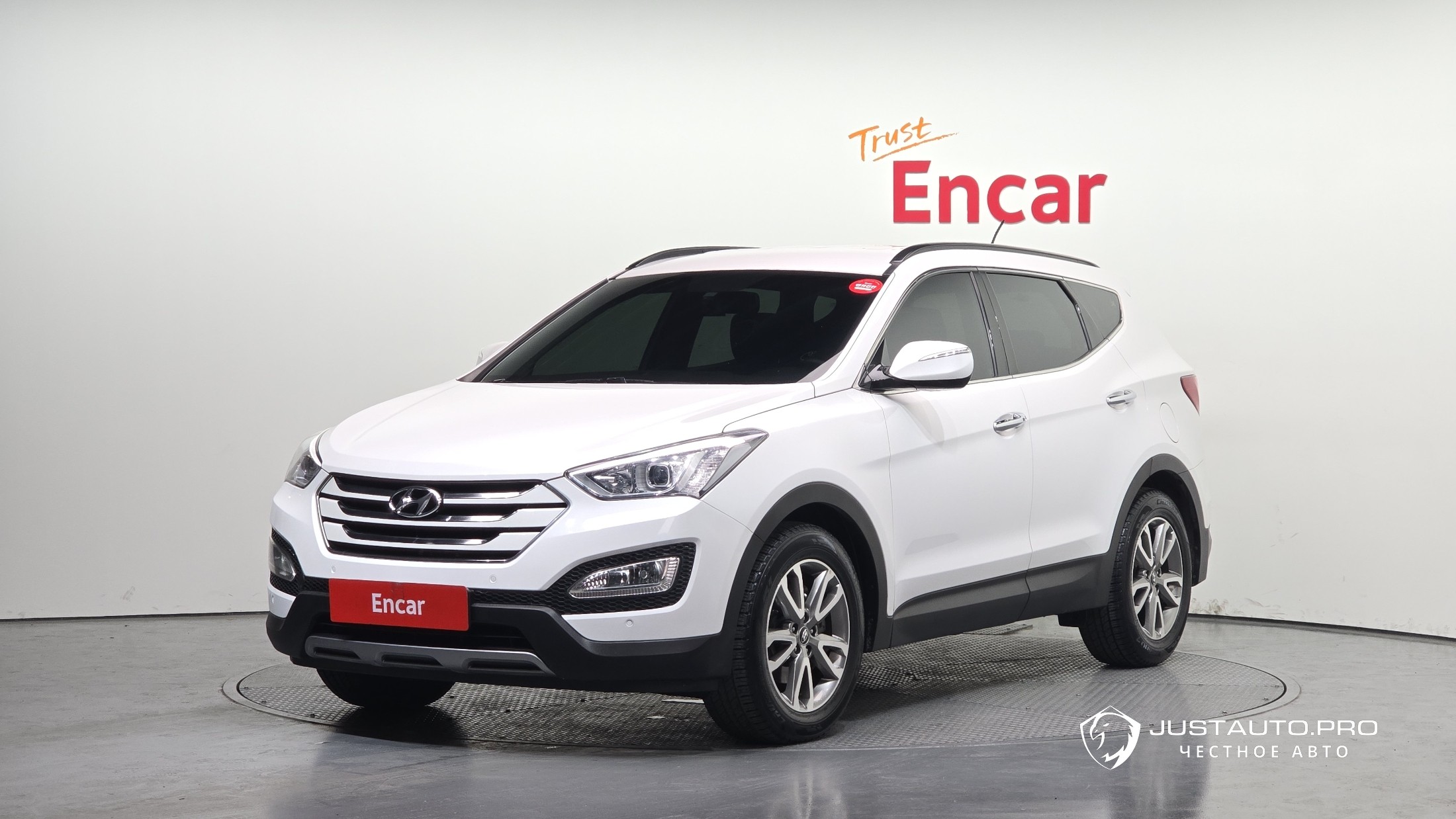 Автомобиль Hyundai Santafe