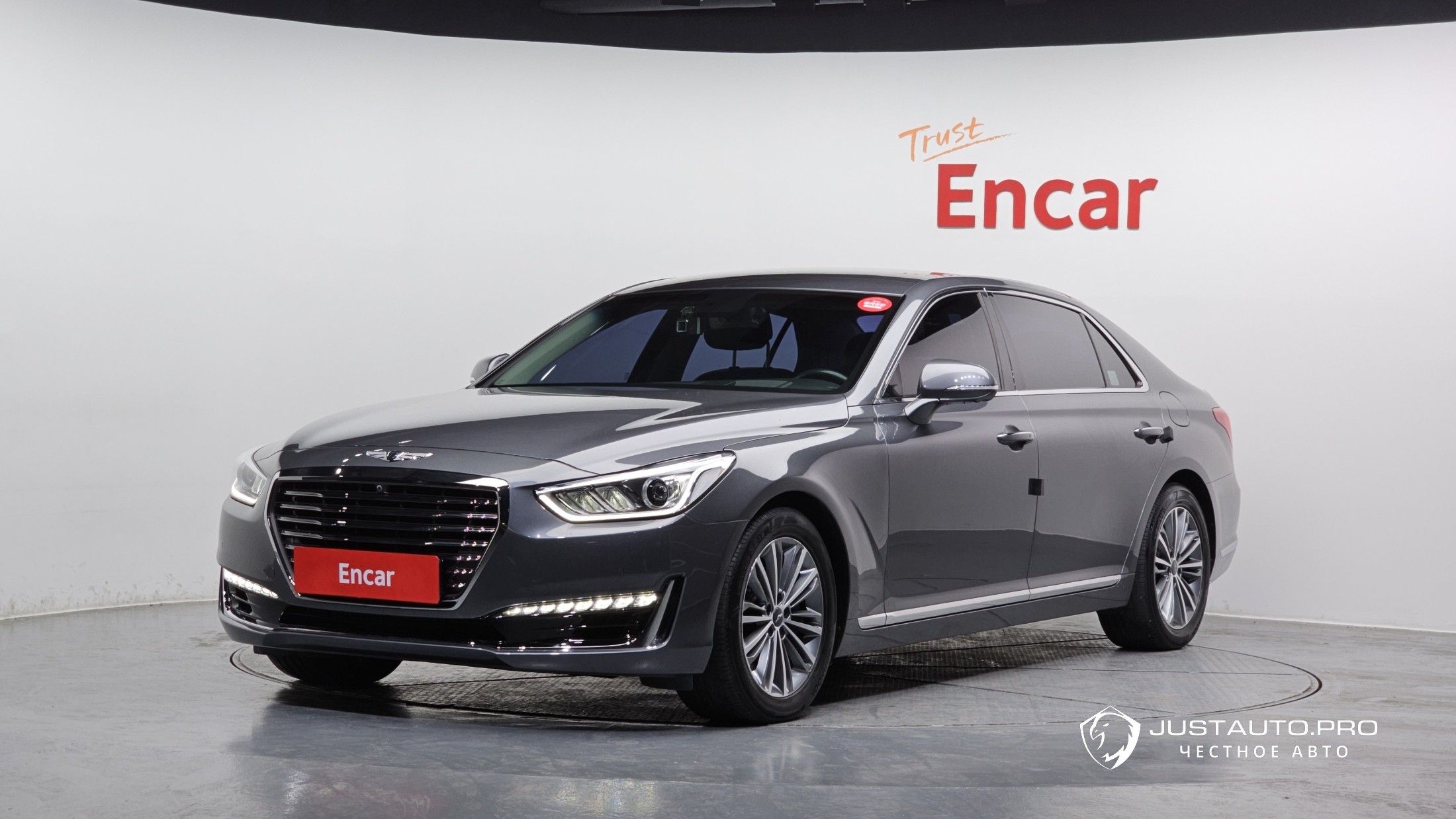 Автомобиль Genesis EQ900