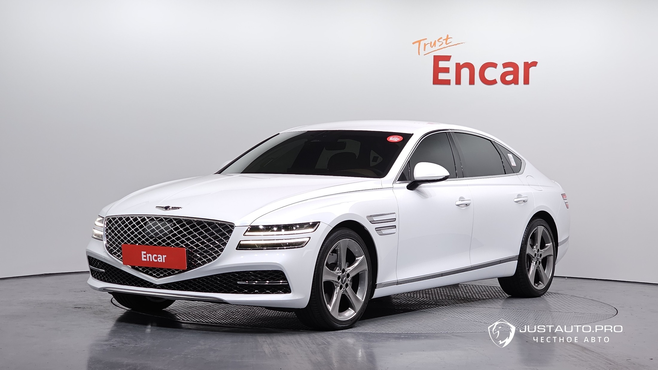 Автомобиль Genesis G80