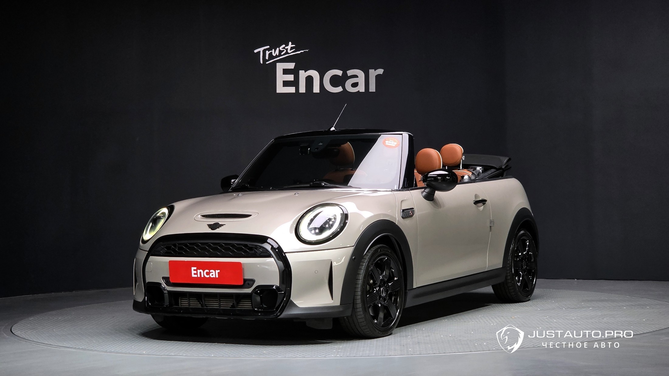 Автомобиль Mini Cooper Convertible
