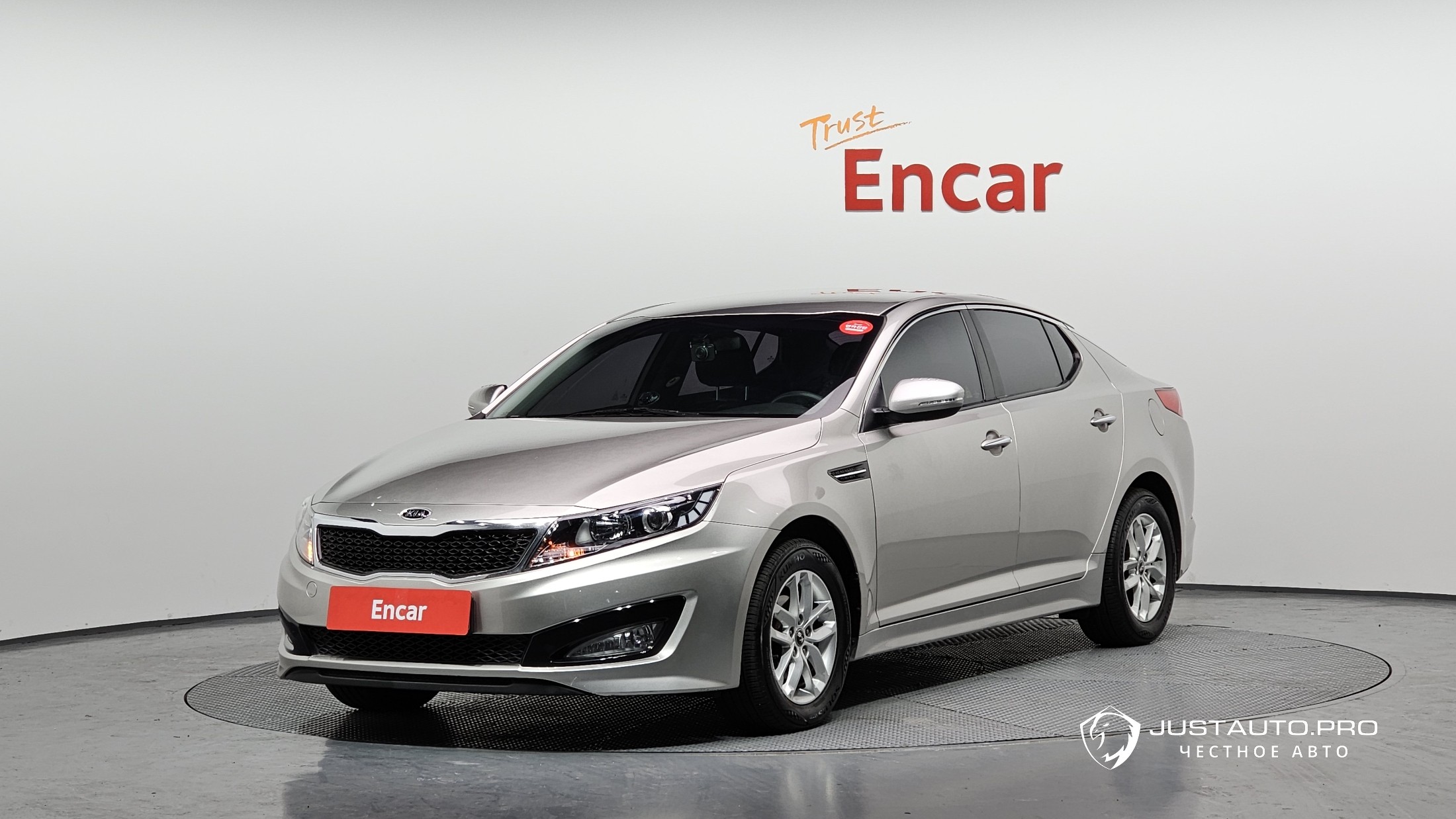 Автомобиль Kia K5