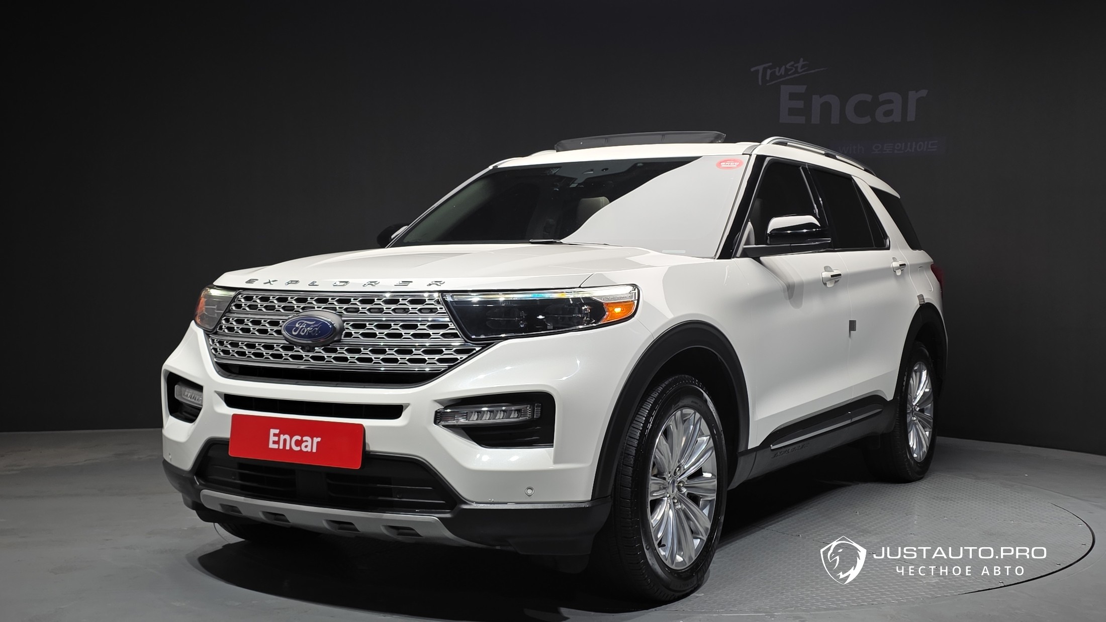 Автомобиль Ford Explorer