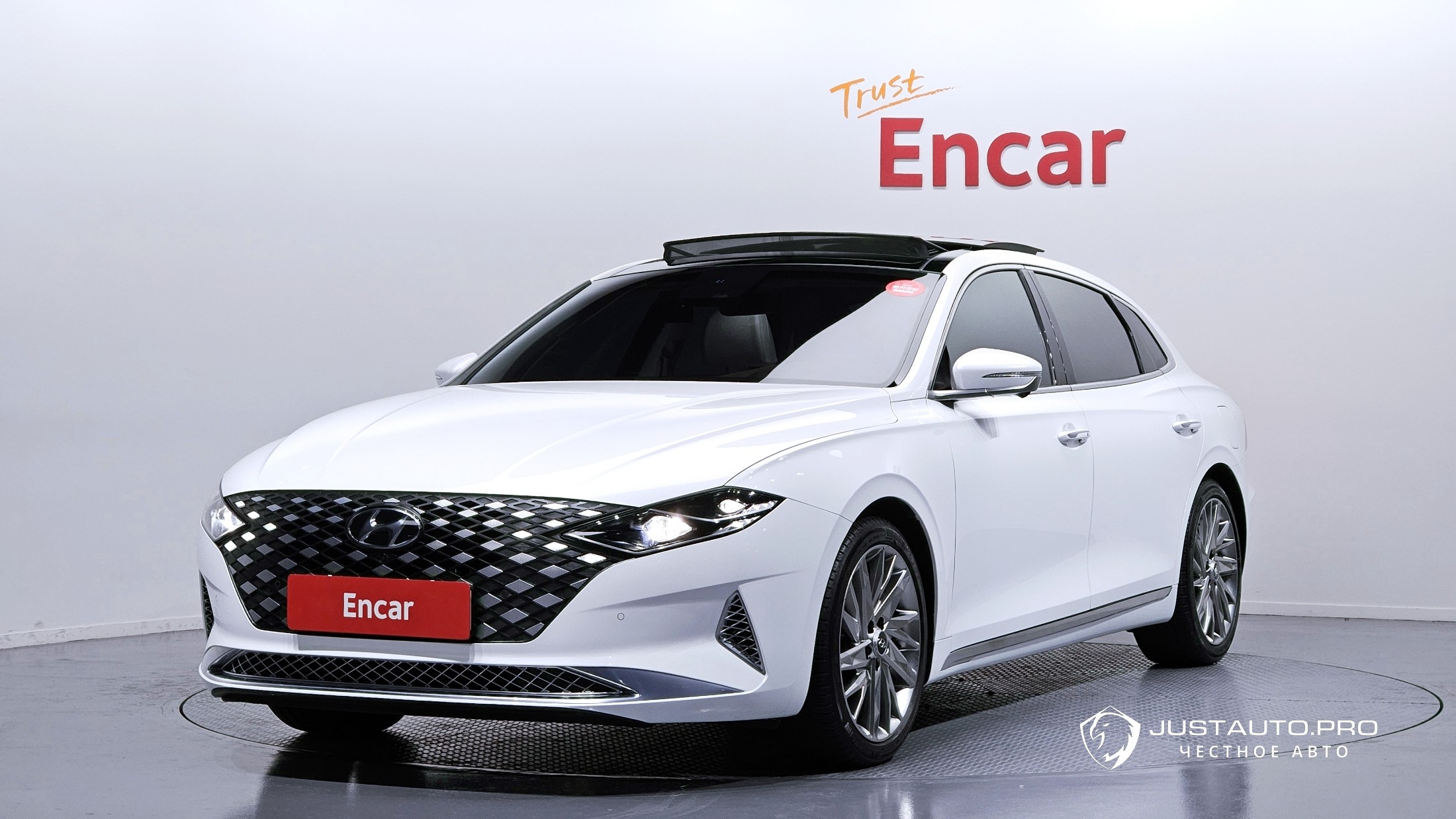 Автомобиль Hyundai Grandeur