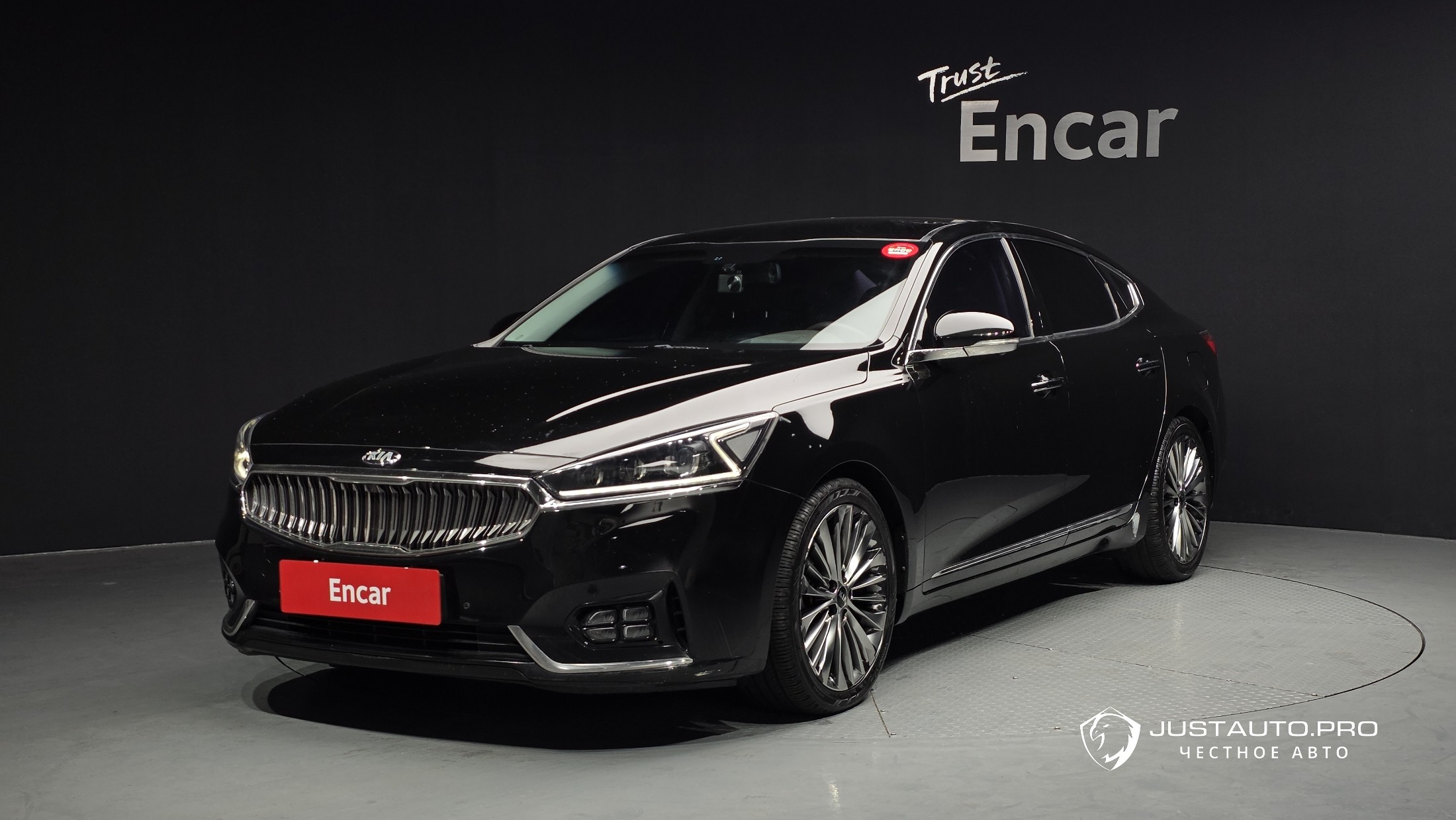 Автомобиль Kia K7