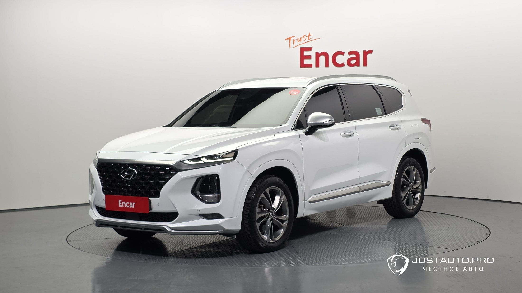 Автомобиль Hyundai Santafe
