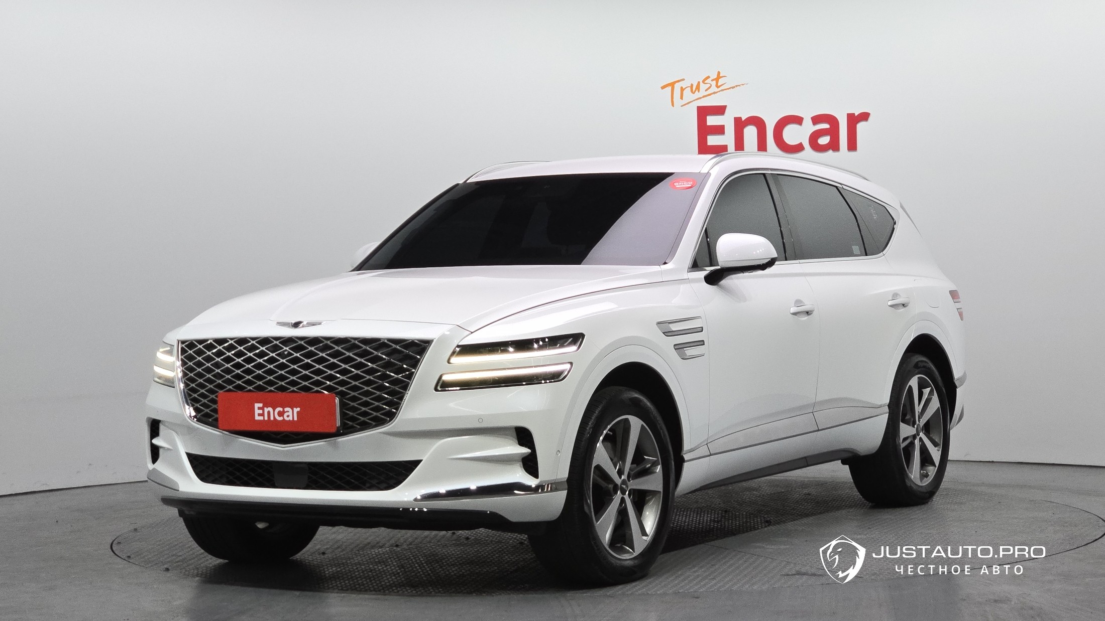 Автомобиль Genesis GV80