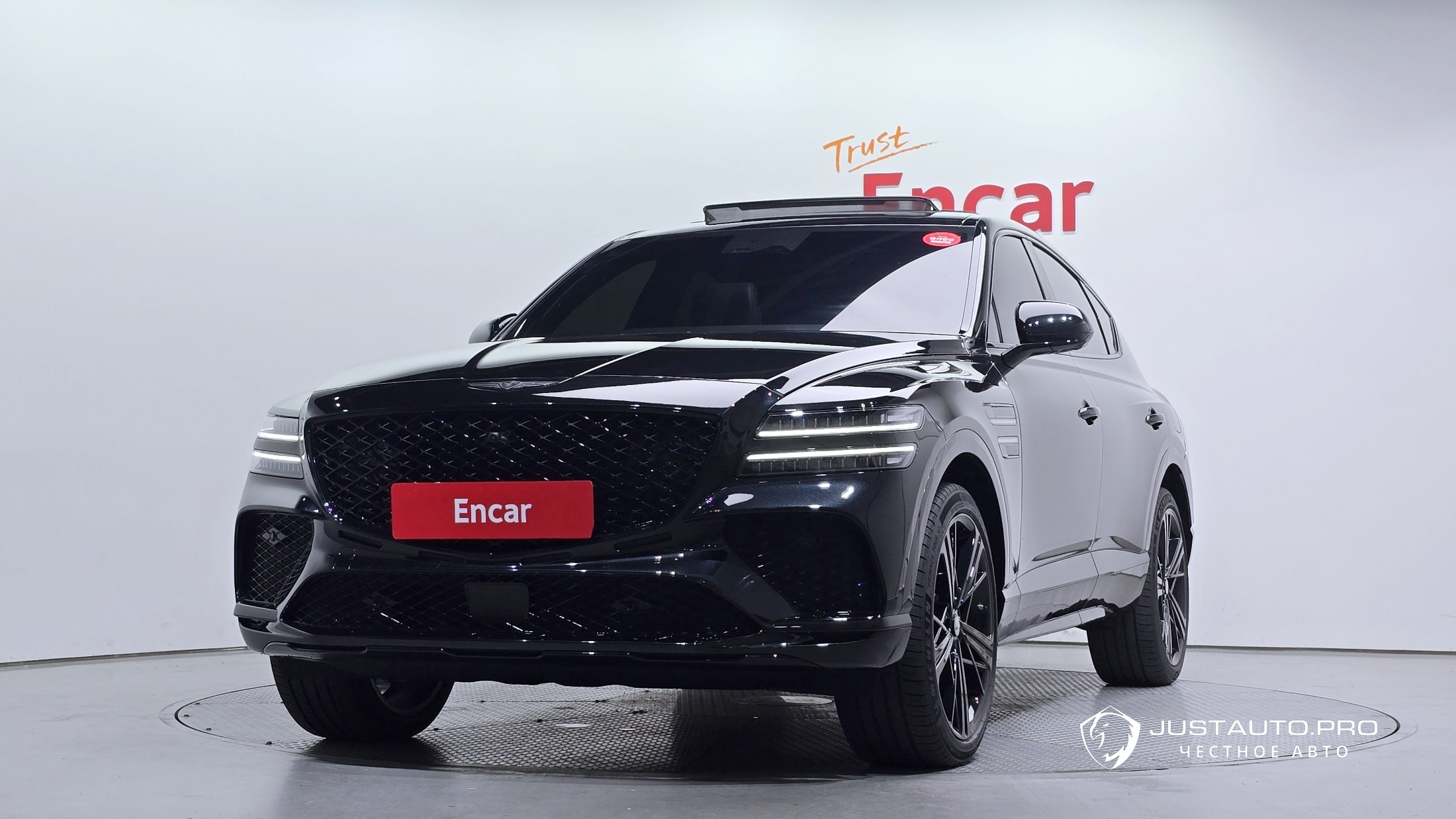 Автомобиль Genesis GV80