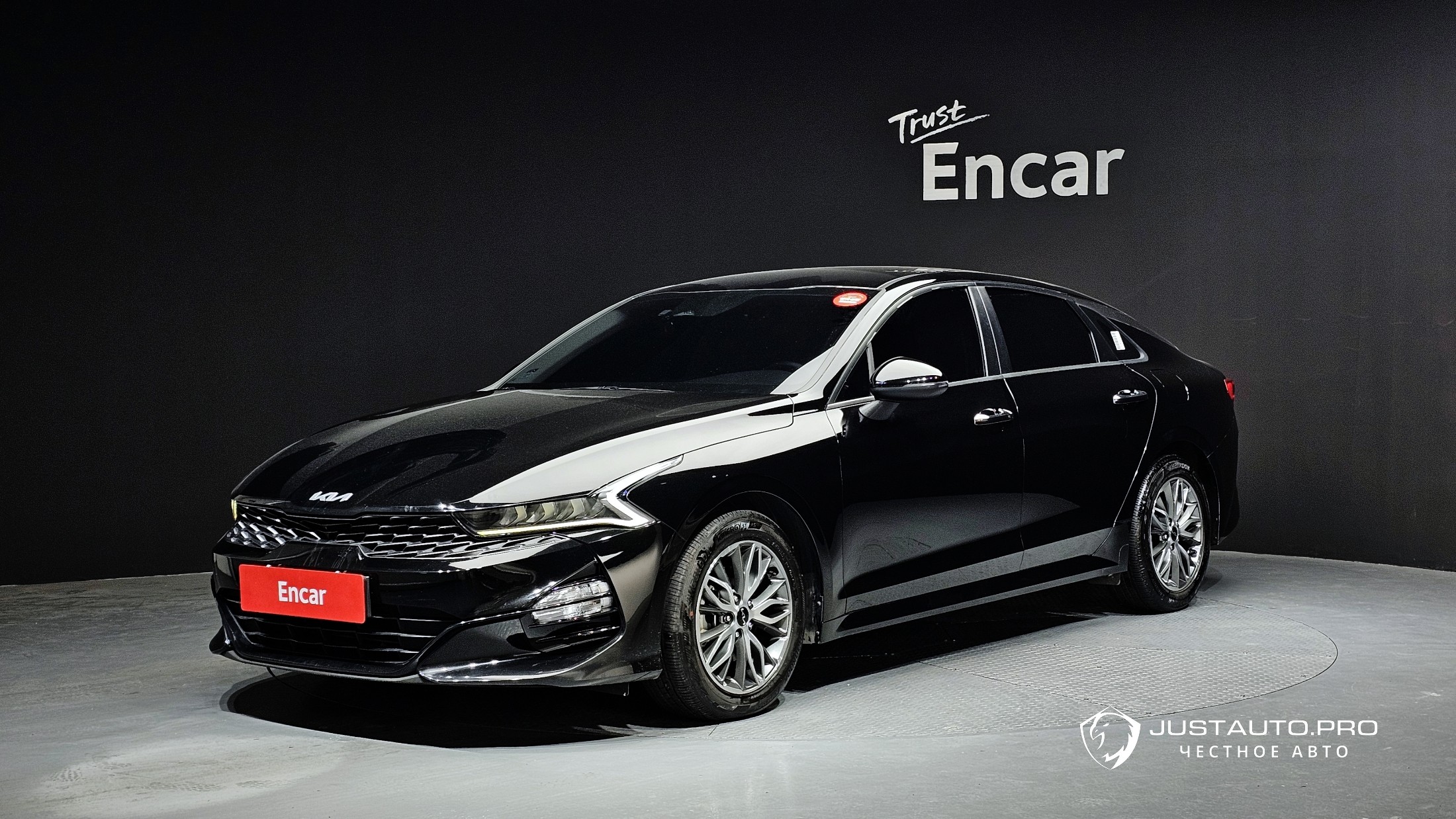 Автомобиль Kia K5