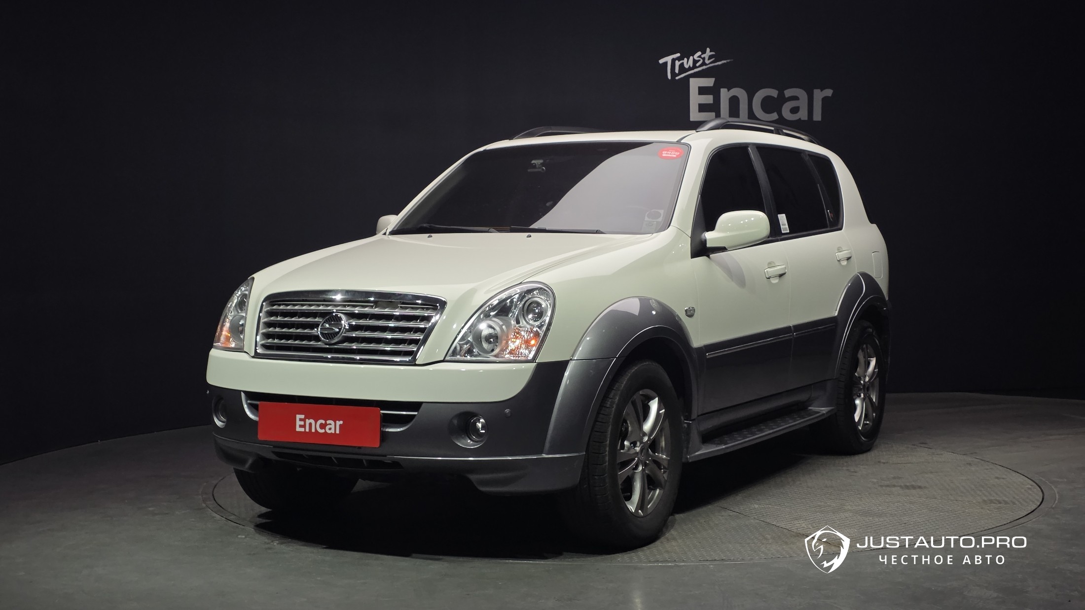 Автомобиль KG_Mobility_Ssangyong Rexton