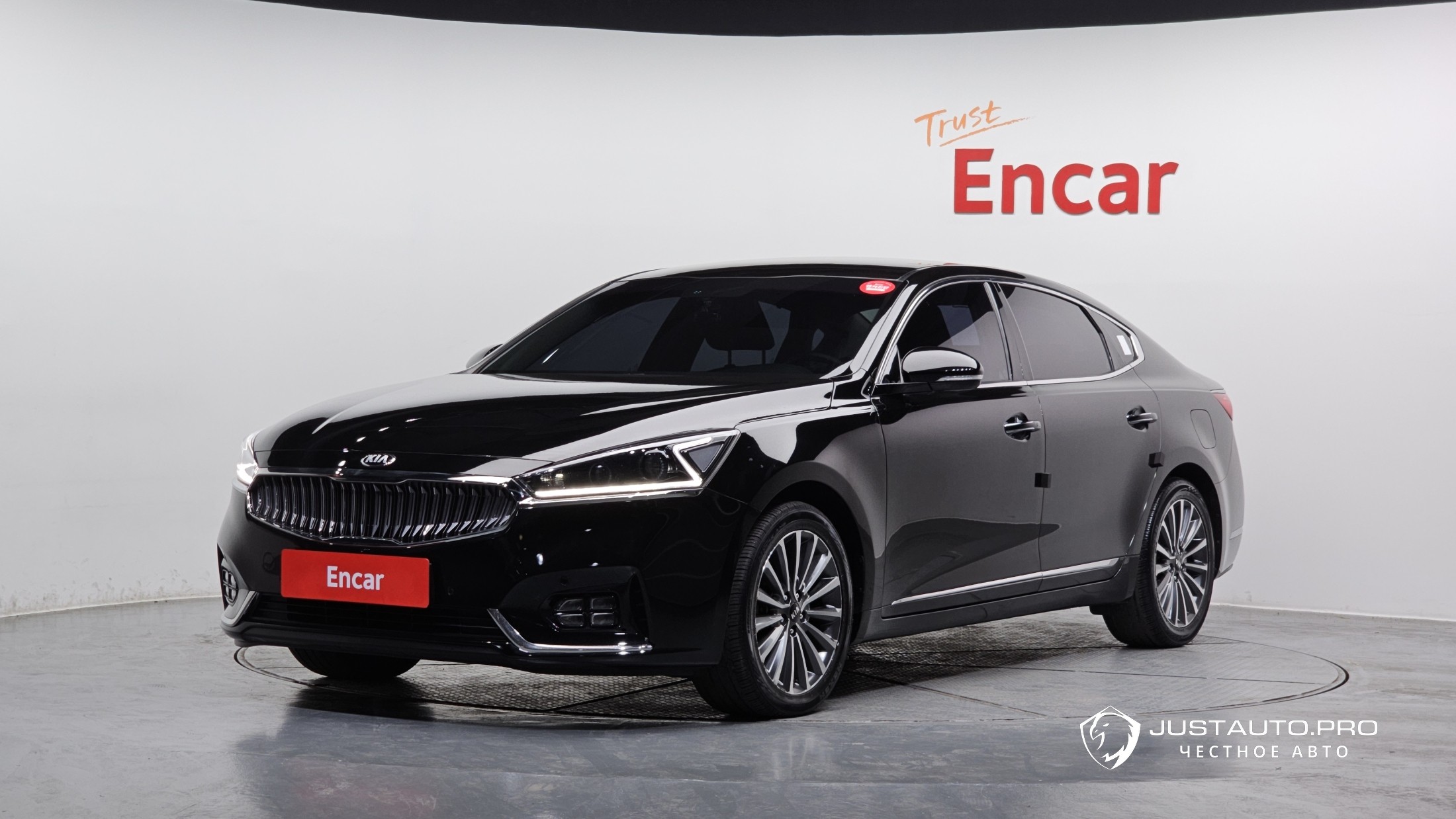 Автомобиль Kia K7