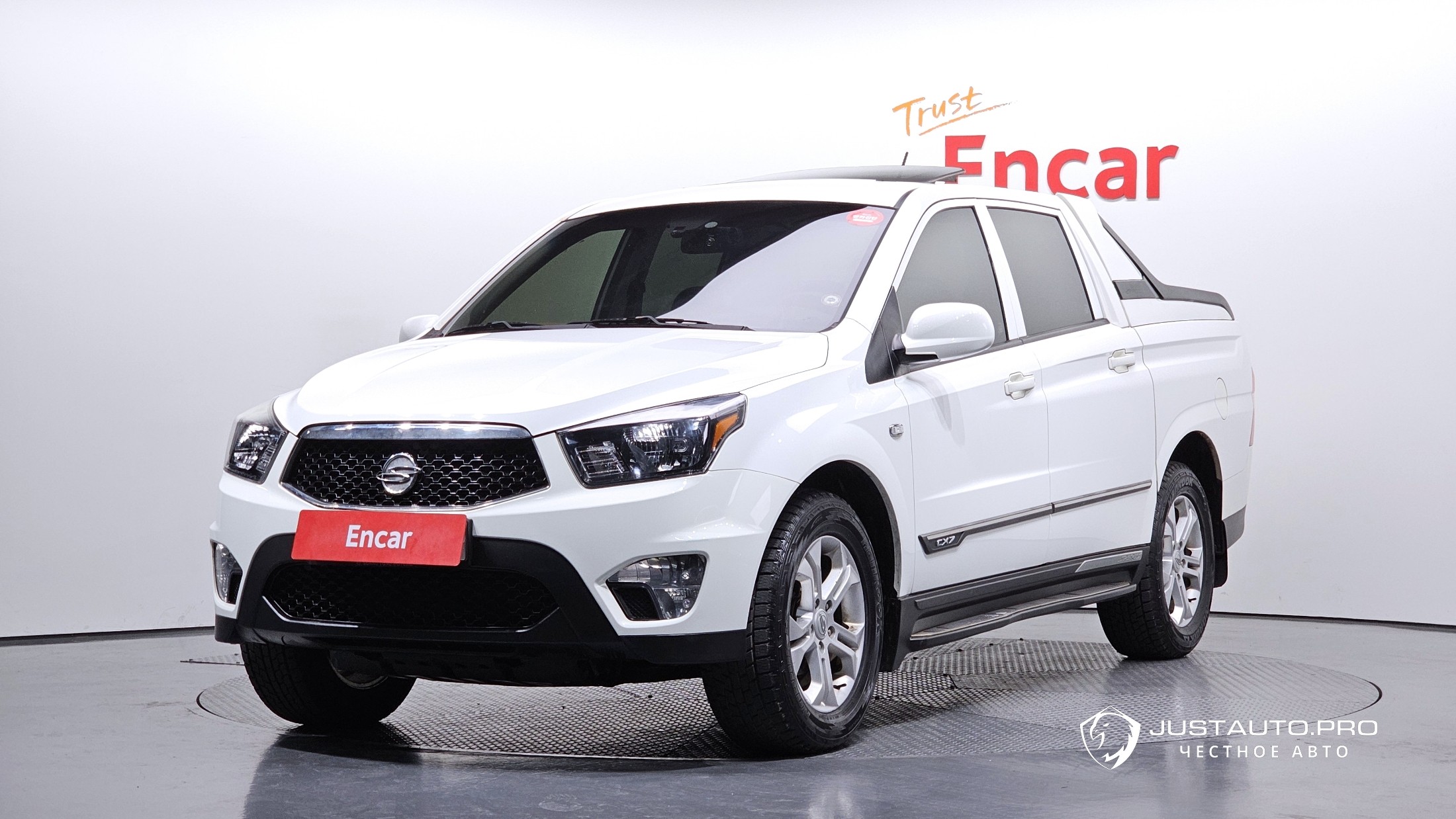 Автомобиль KG_Mobility_Ssangyong KORANDO
