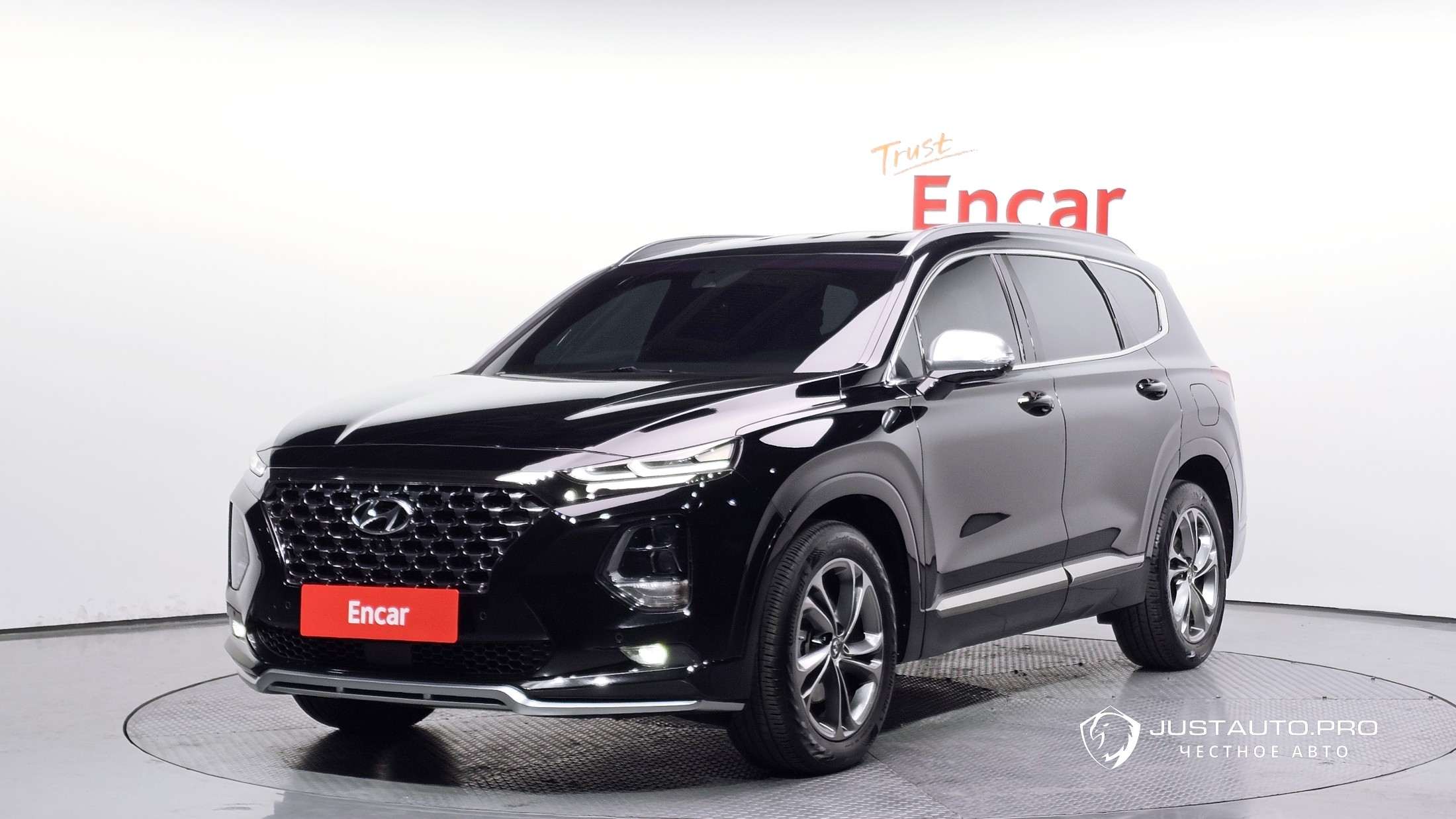Автомобиль Hyundai Santafe