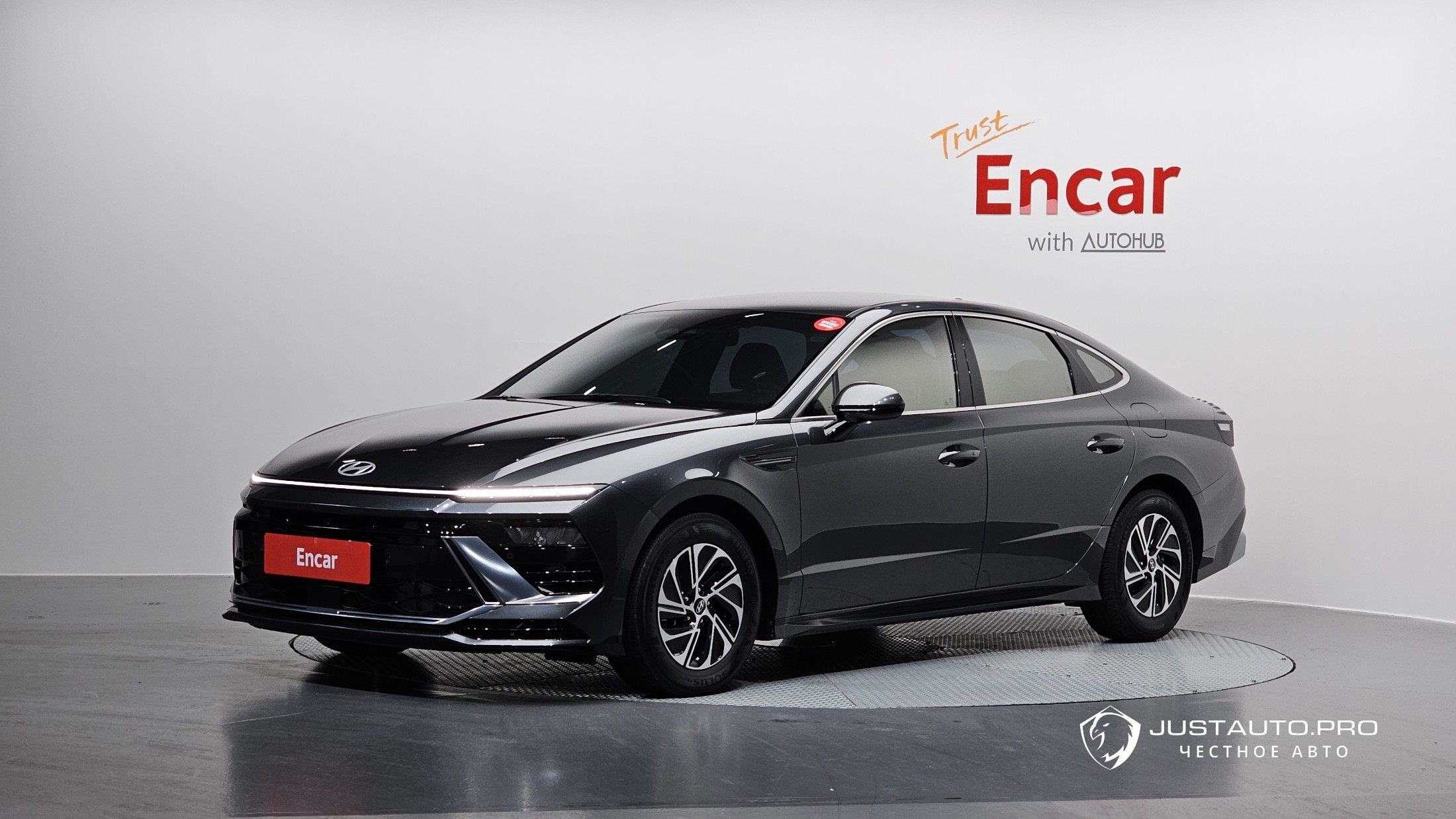 Автомобиль Hyundai Sonata