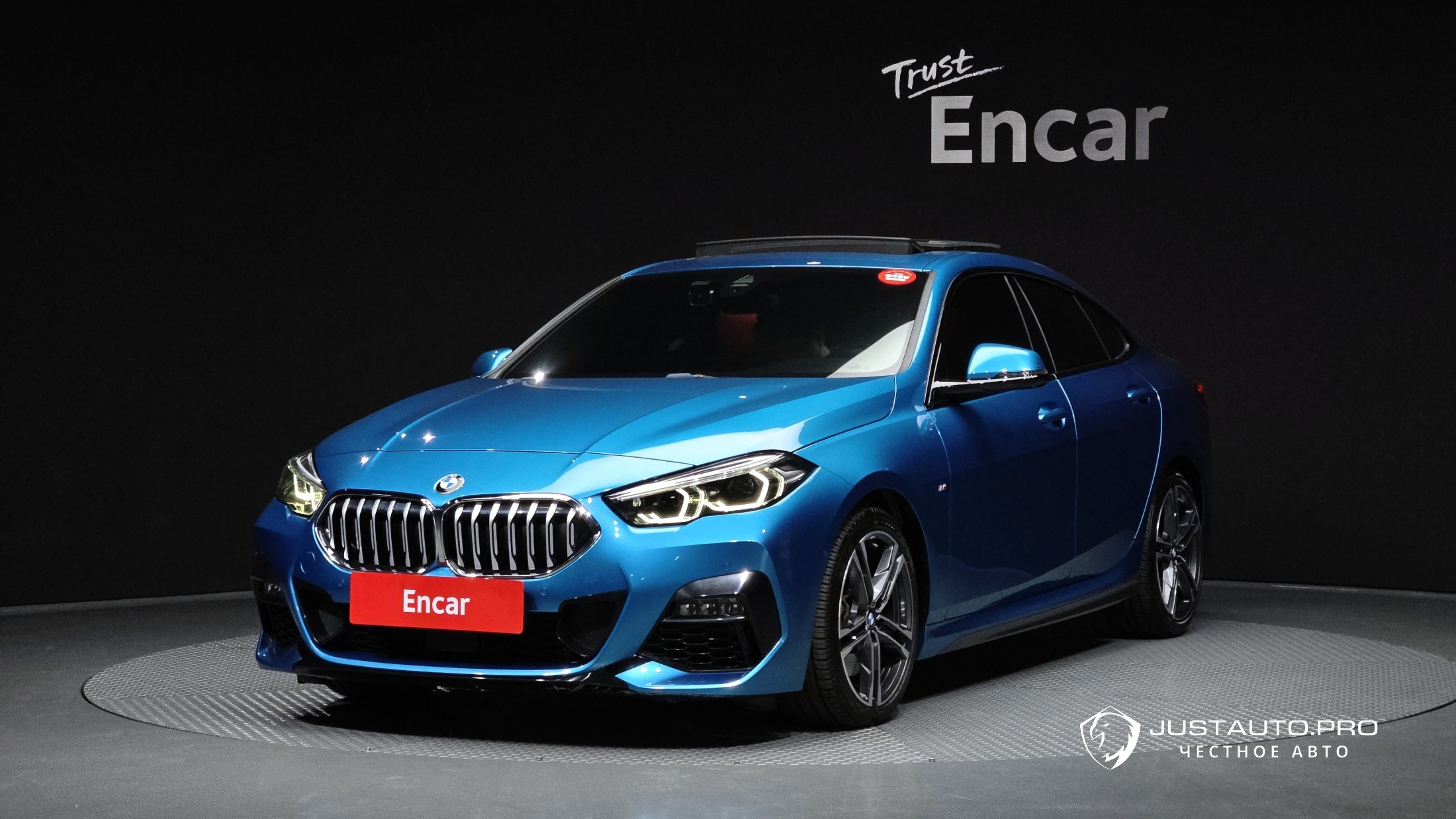 Автомобиль BMW 2-Series