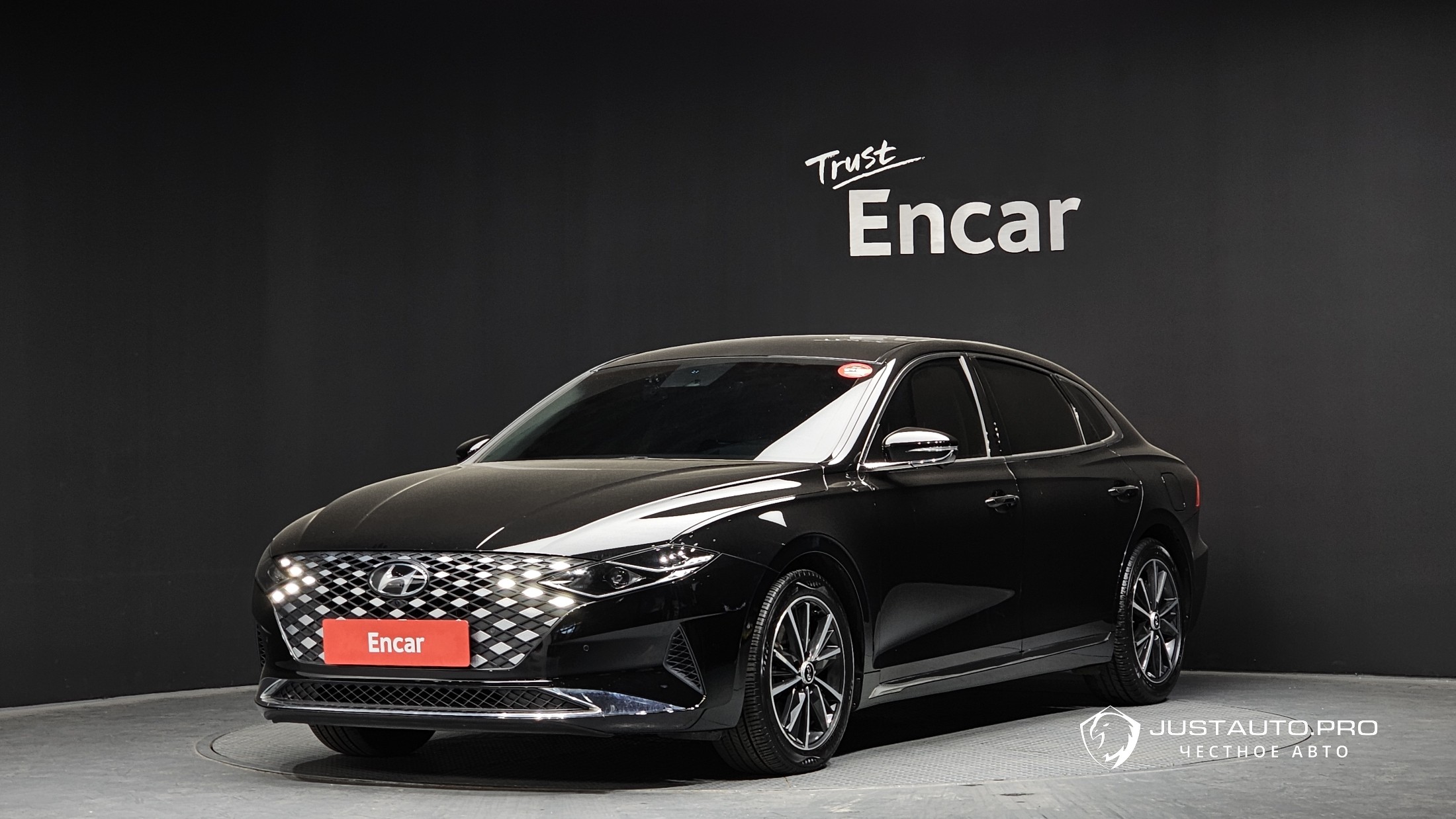 Автомобиль Hyundai Grandeur