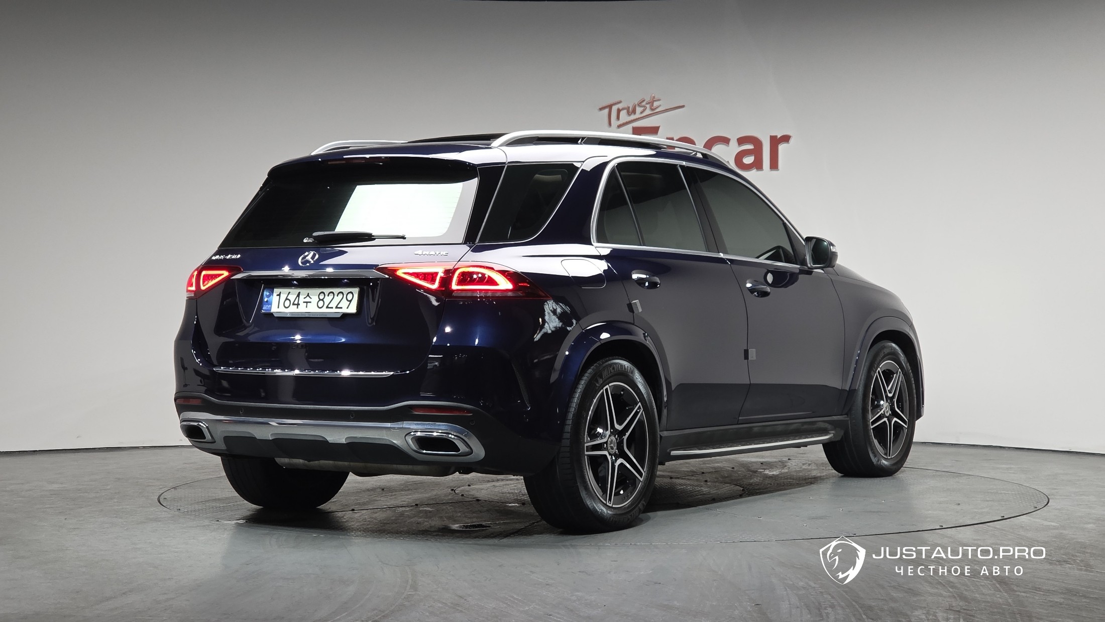 Автомобиль Mercedes-Benz GLE-Class