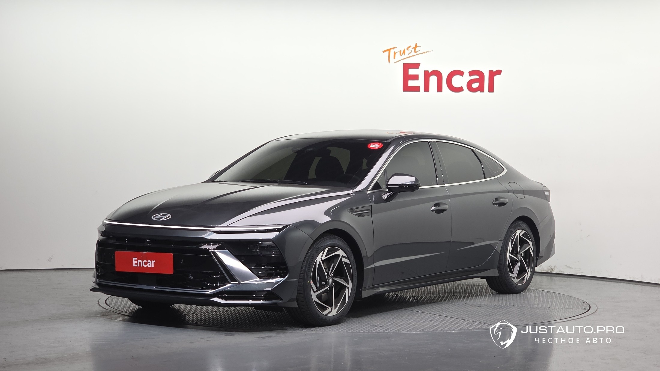 Автомобиль Hyundai Sonata