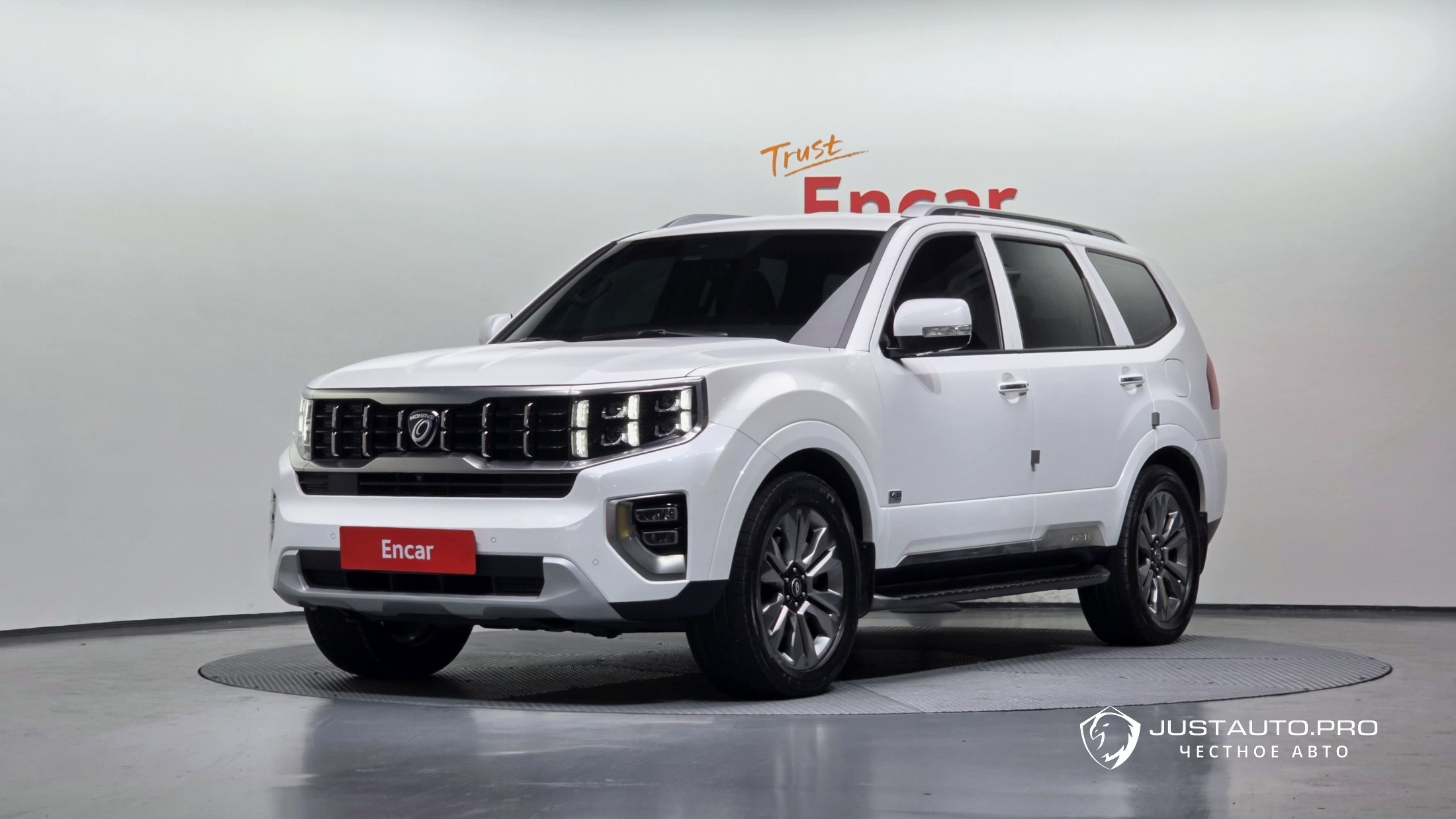 Автомобиль Kia Mohave