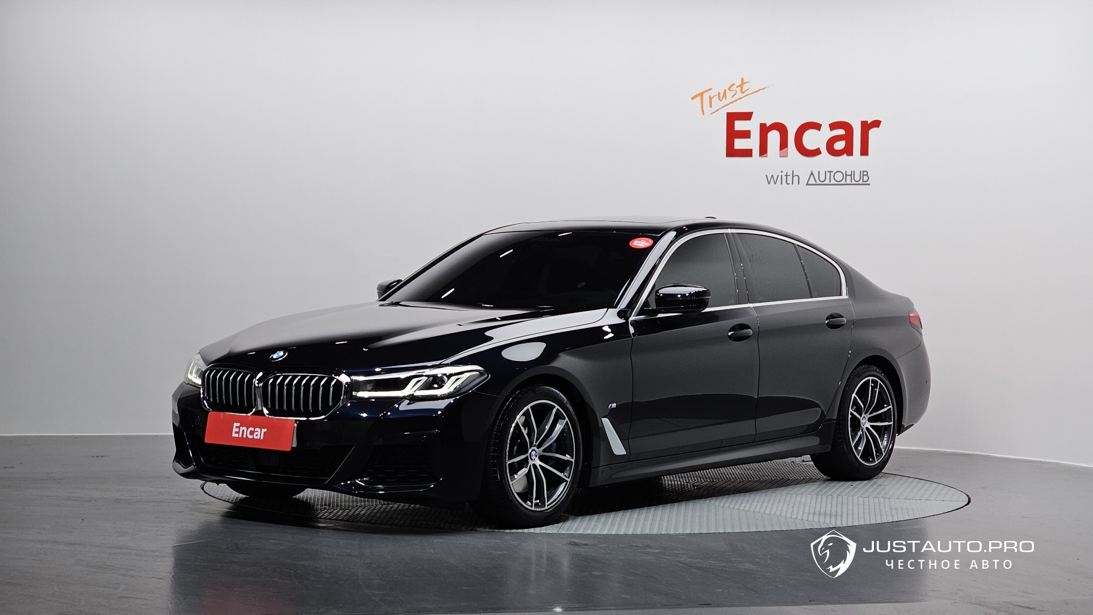 Автомобиль BMW 5-Series