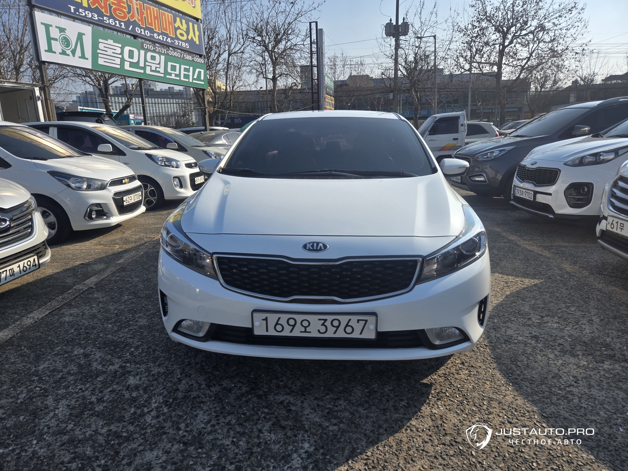 Автомобиль Kia K3